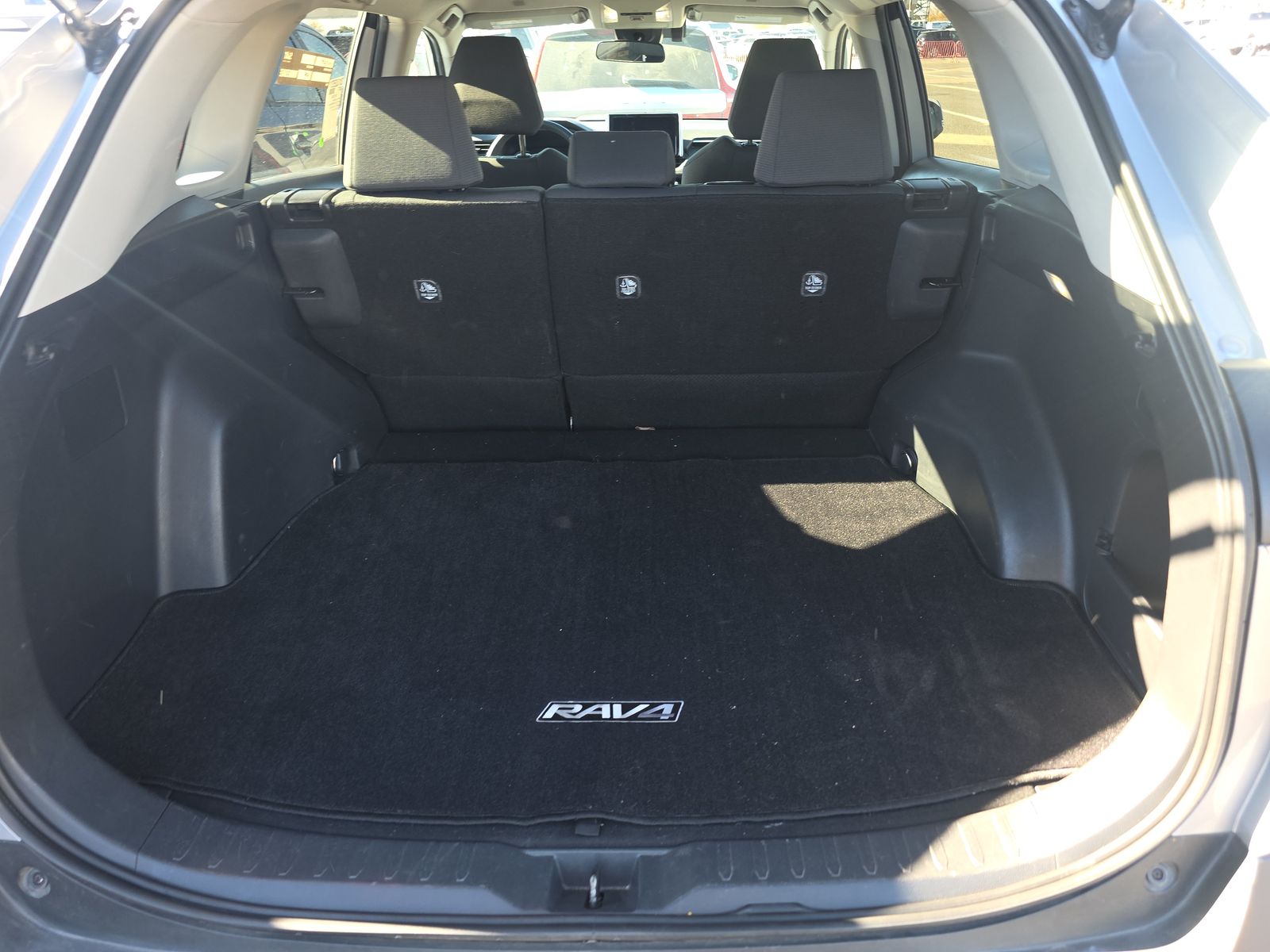 2024 Toyota RAV4 XLE AWD