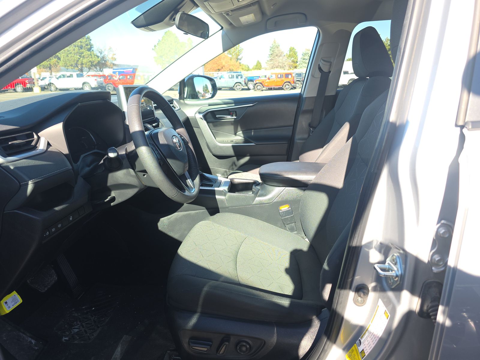 2024 Toyota RAV4 XLE AWD