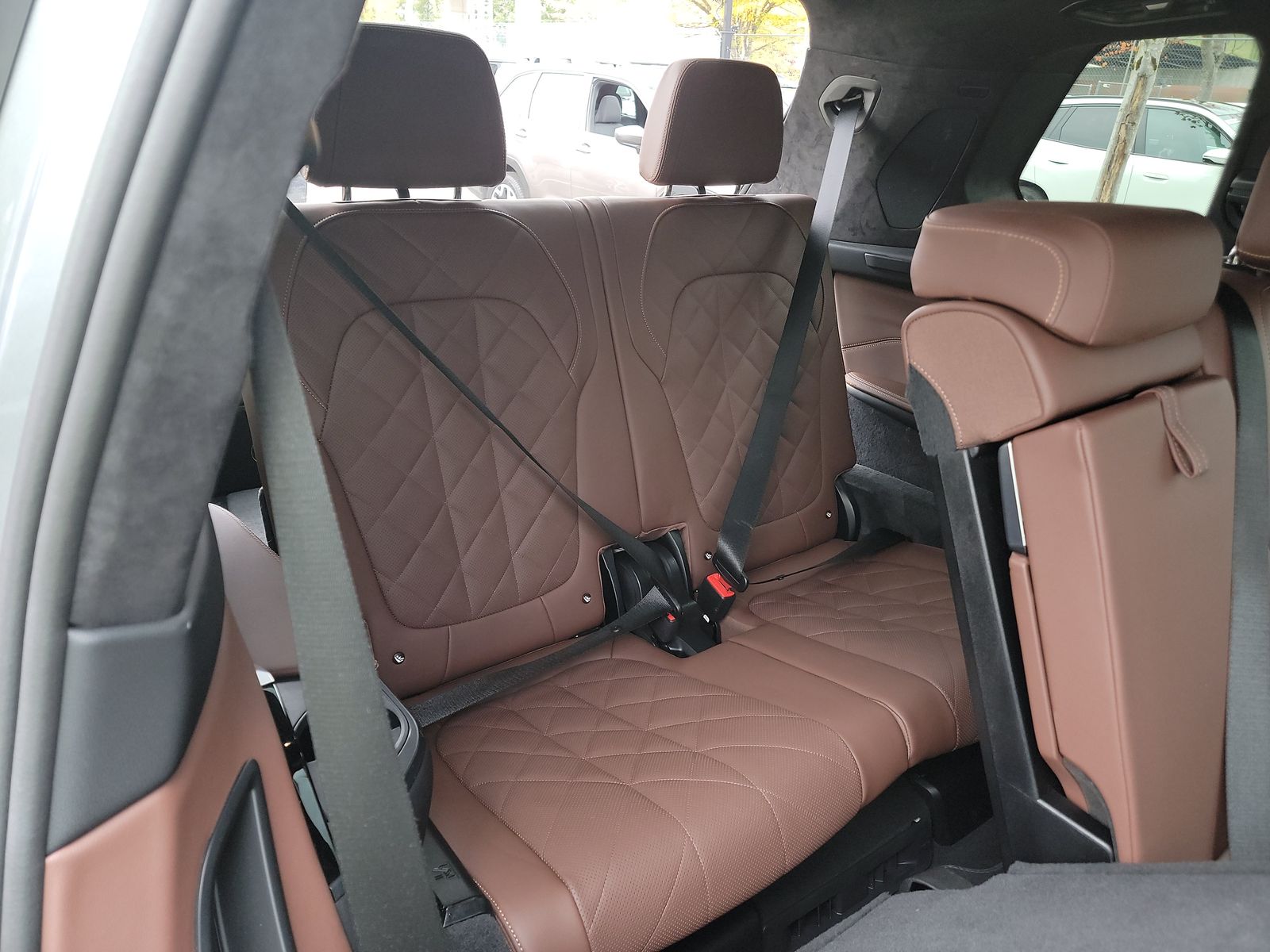 2025 BMW X7 xDrive40i AWD