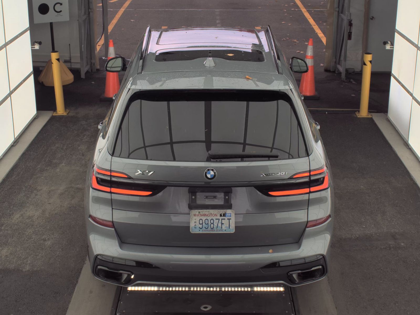 2025 BMW X7 xDrive40i AWD