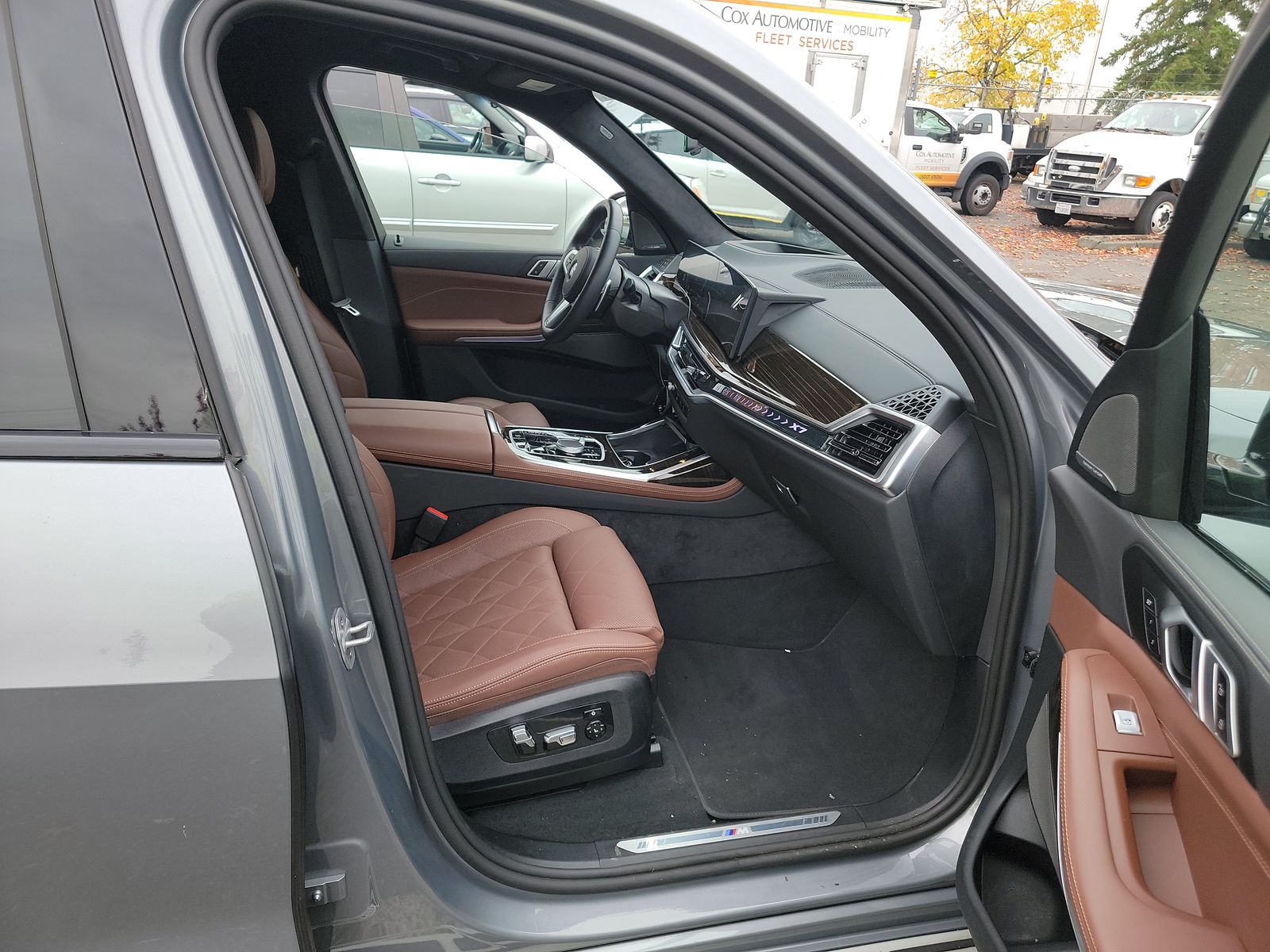 2025 BMW X7 xDrive40i AWD