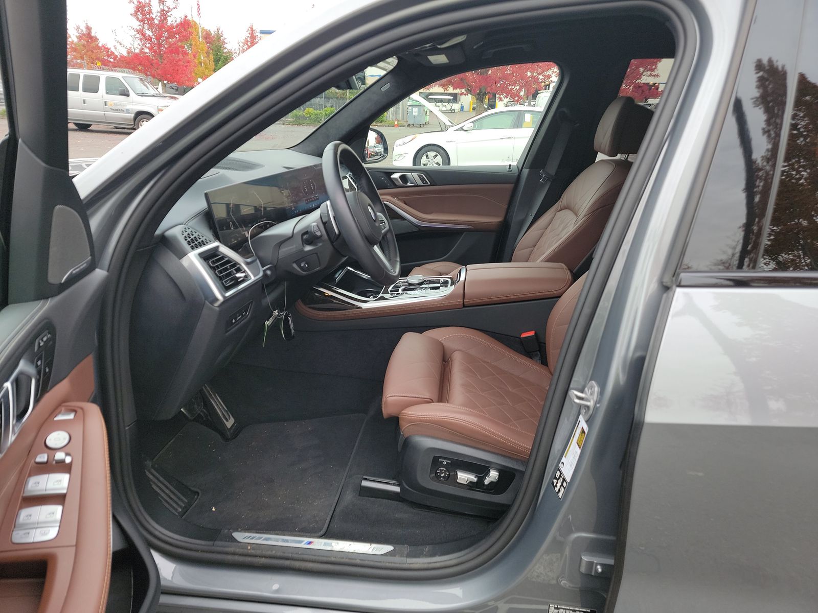 2025 BMW X7 xDrive40i AWD