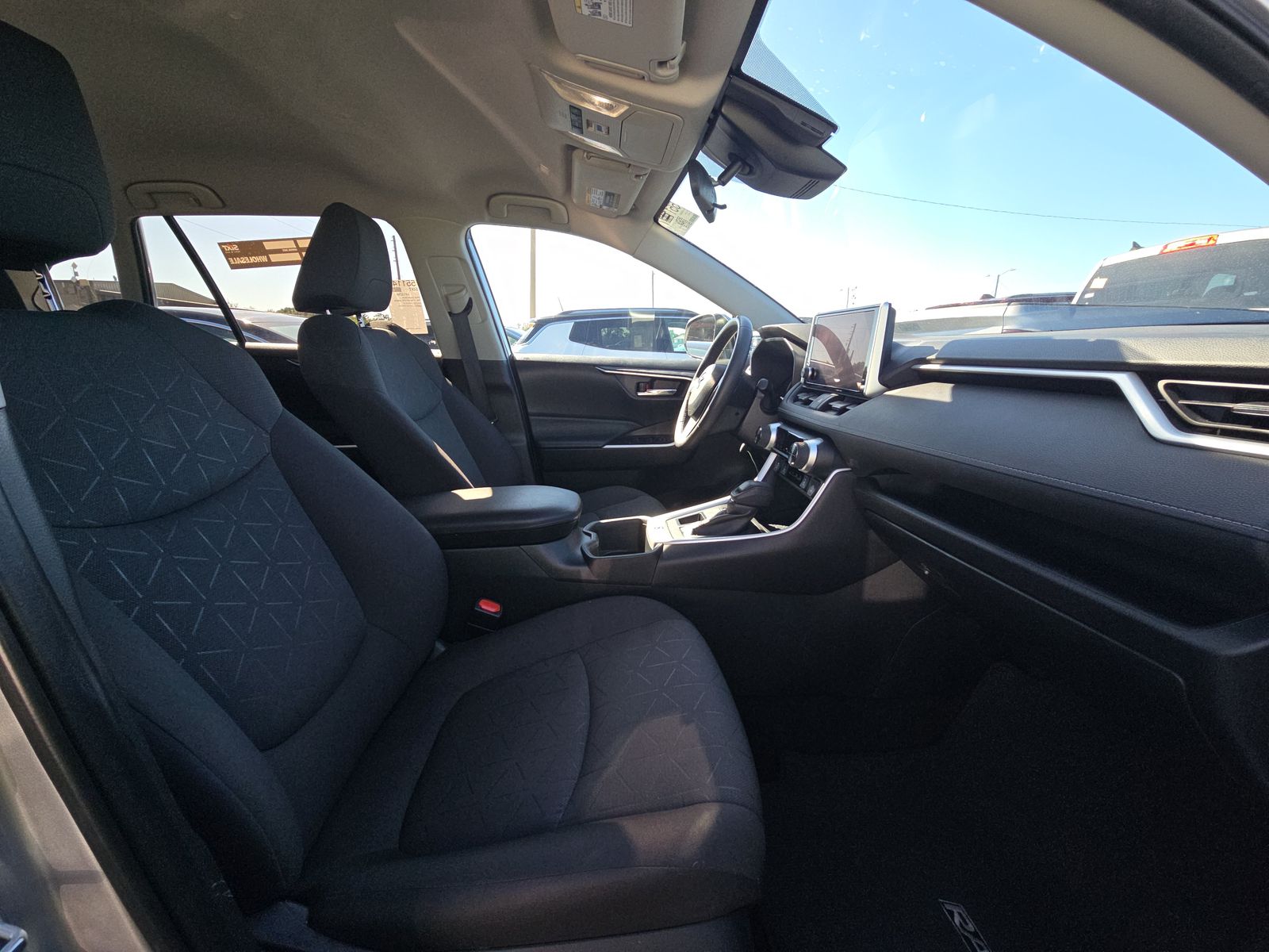 2024 Toyota RAV4 XLE AWD