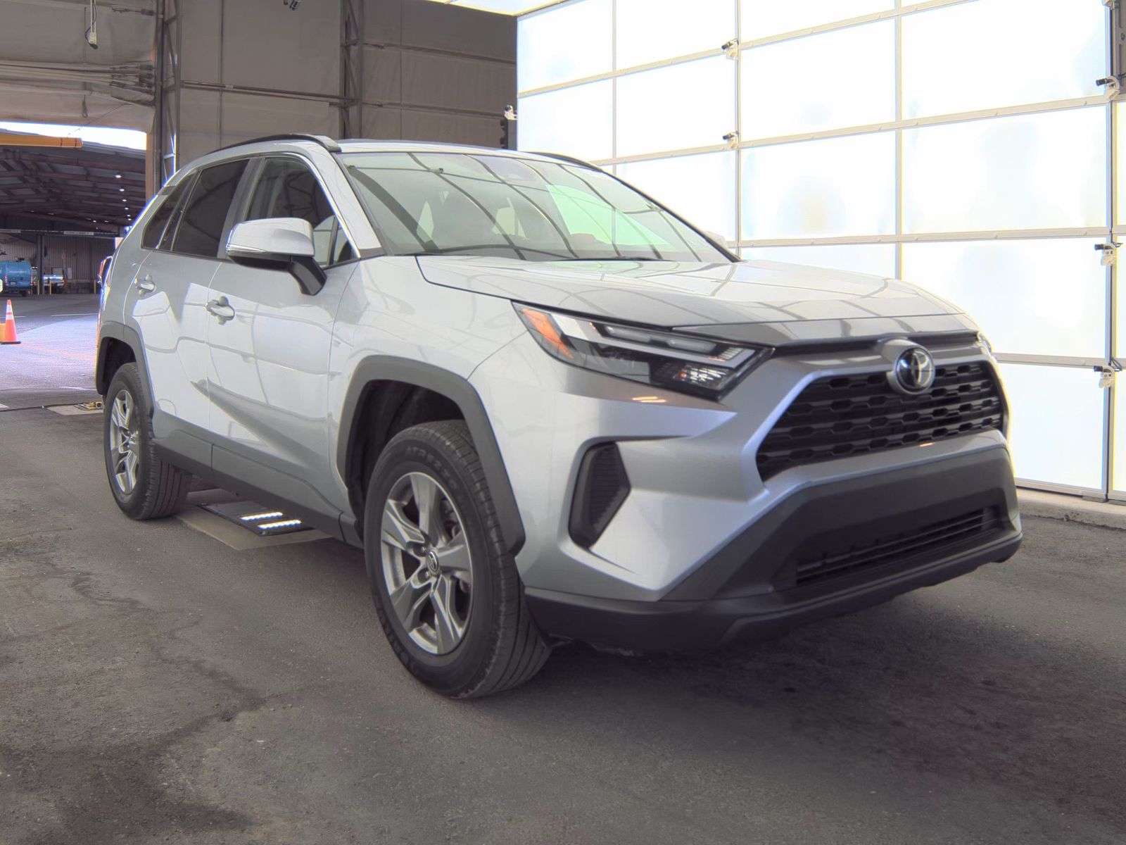 2024 Toyota RAV4 XLE AWD