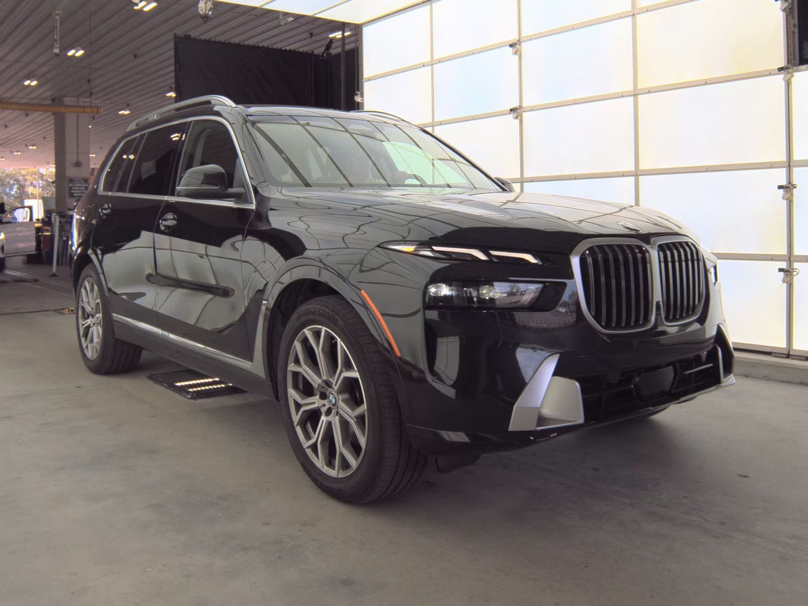2025 BMW X7 xDrive40i AWD