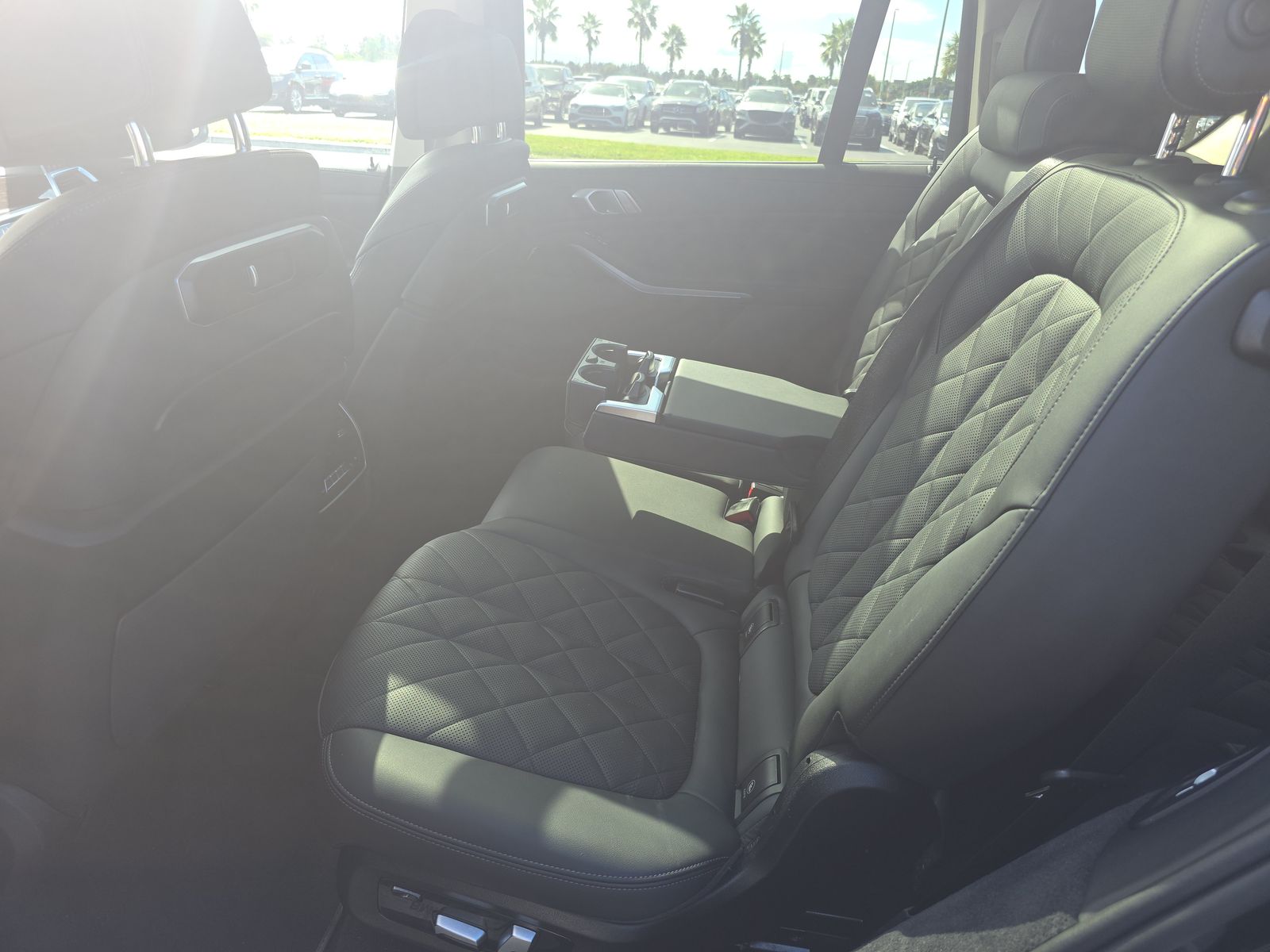 2025 BMW X7 xDrive40i AWD