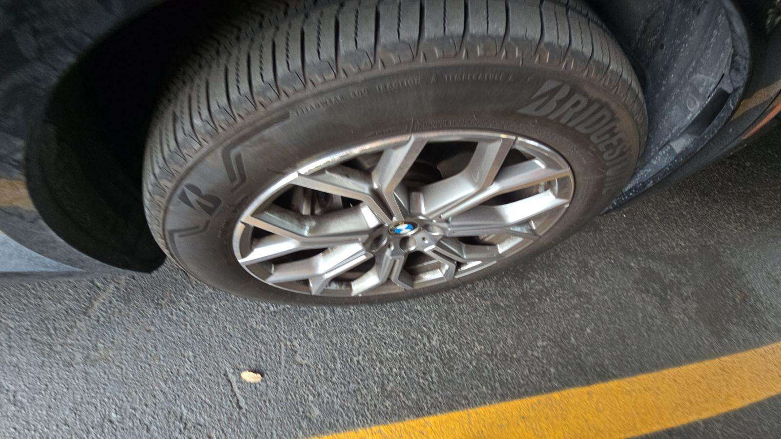 2025 BMW X7 xDrive40i AWD