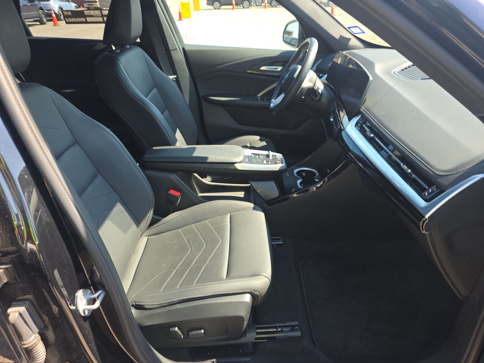 2025 BMW X1 xDrive28i AWD