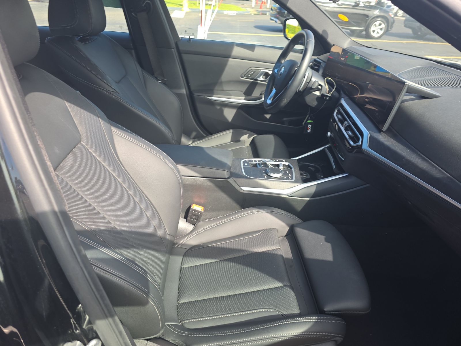 2024 BMW 3 Series 330i RWD