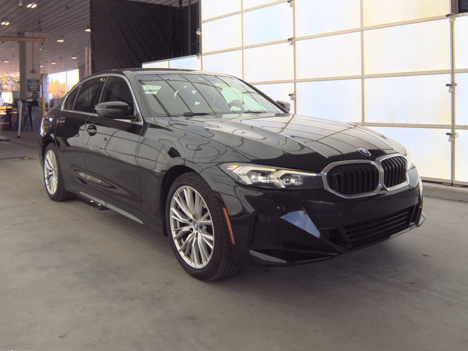 2024 BMW 3 Series 330i RWD