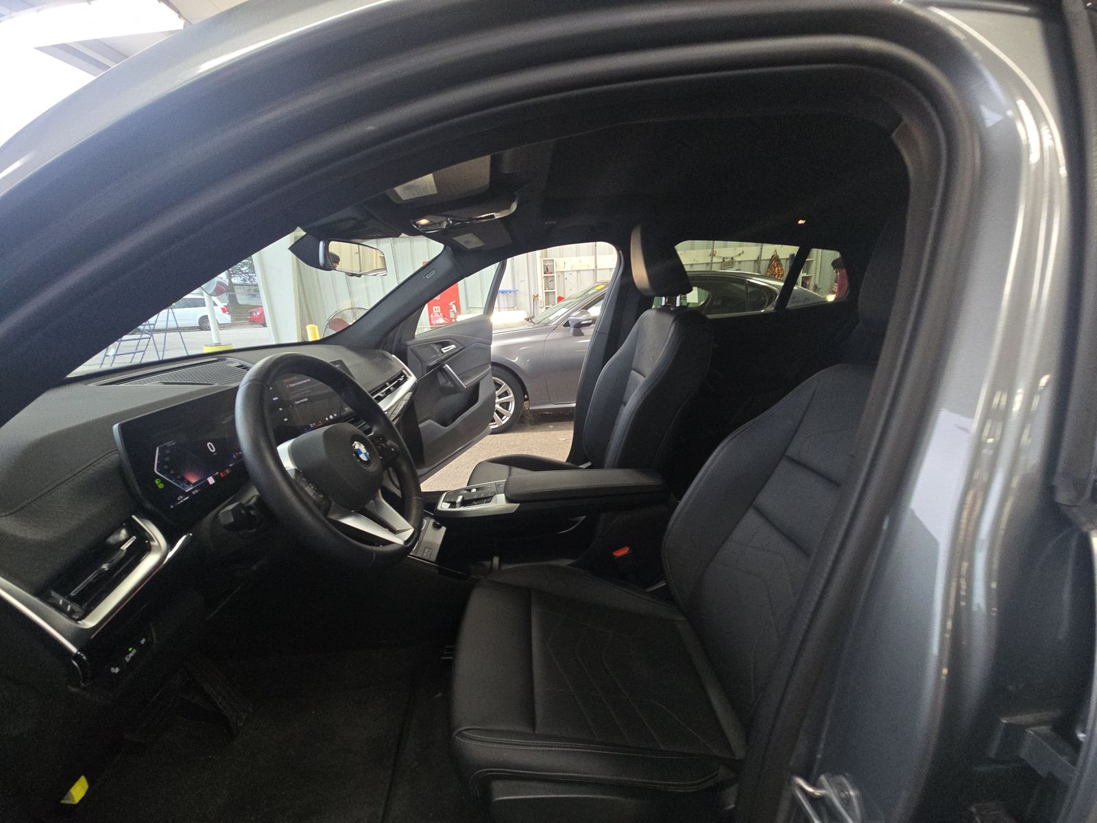 2025 BMW X2 xDrive28i AWD