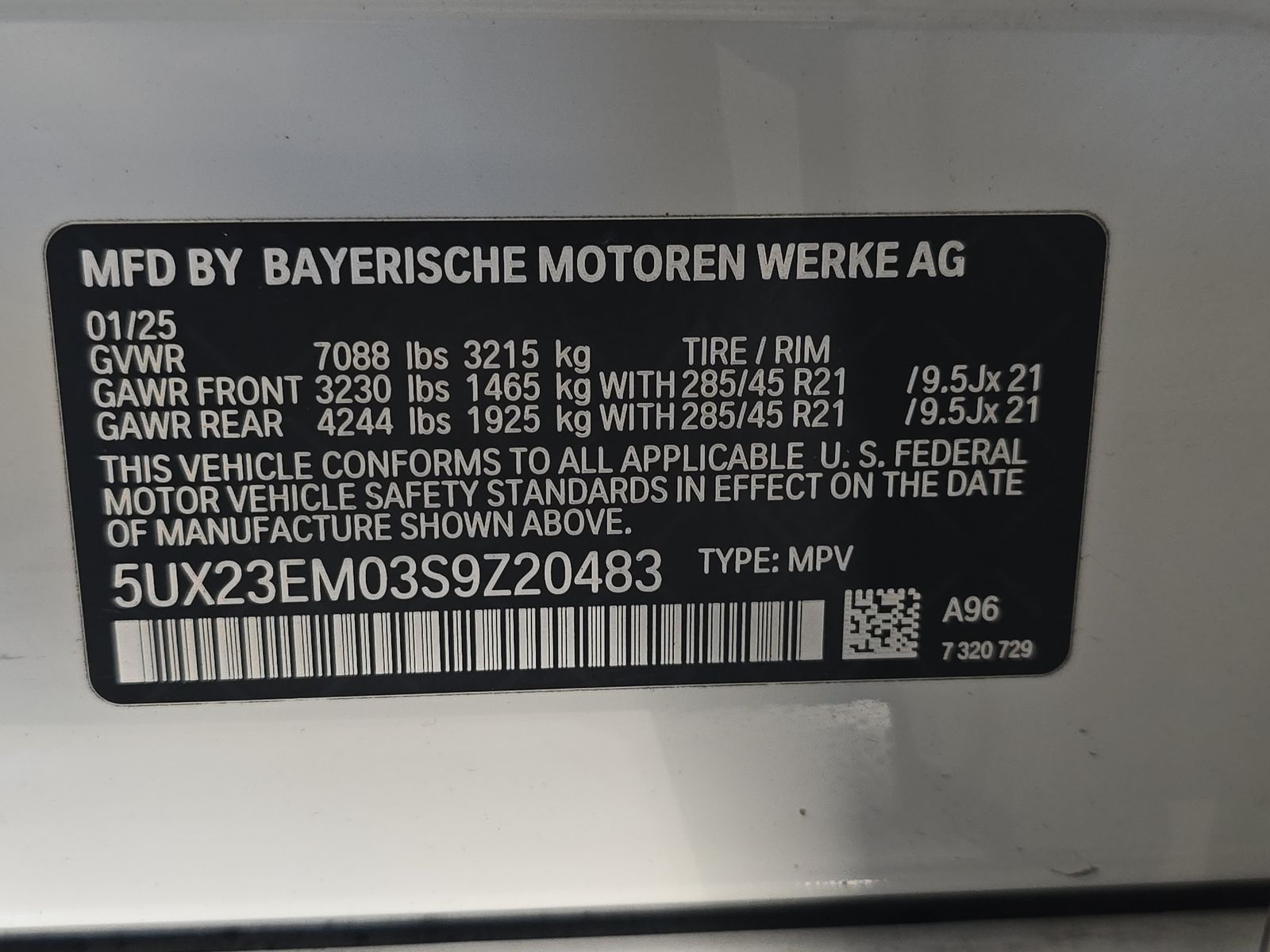 2025 BMW X7 xDrive40i AWD