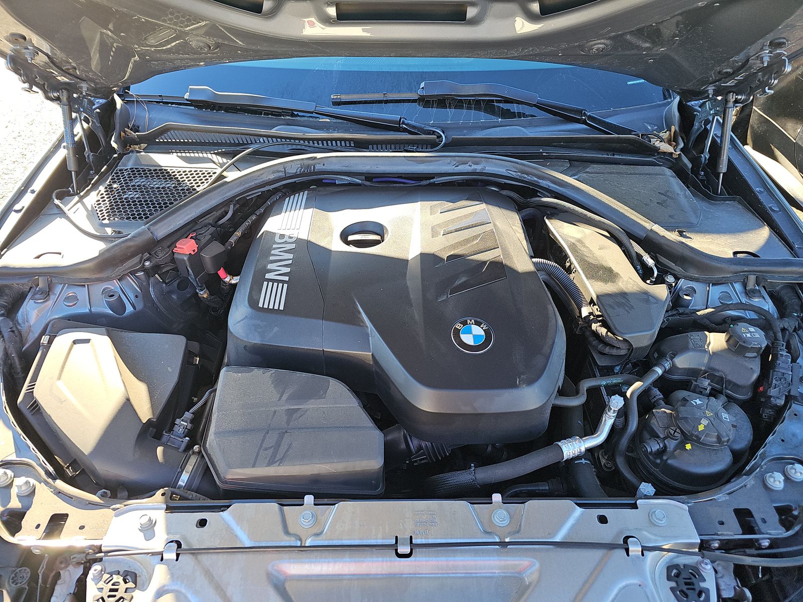 2025 BMW 3 Series 330i RWD