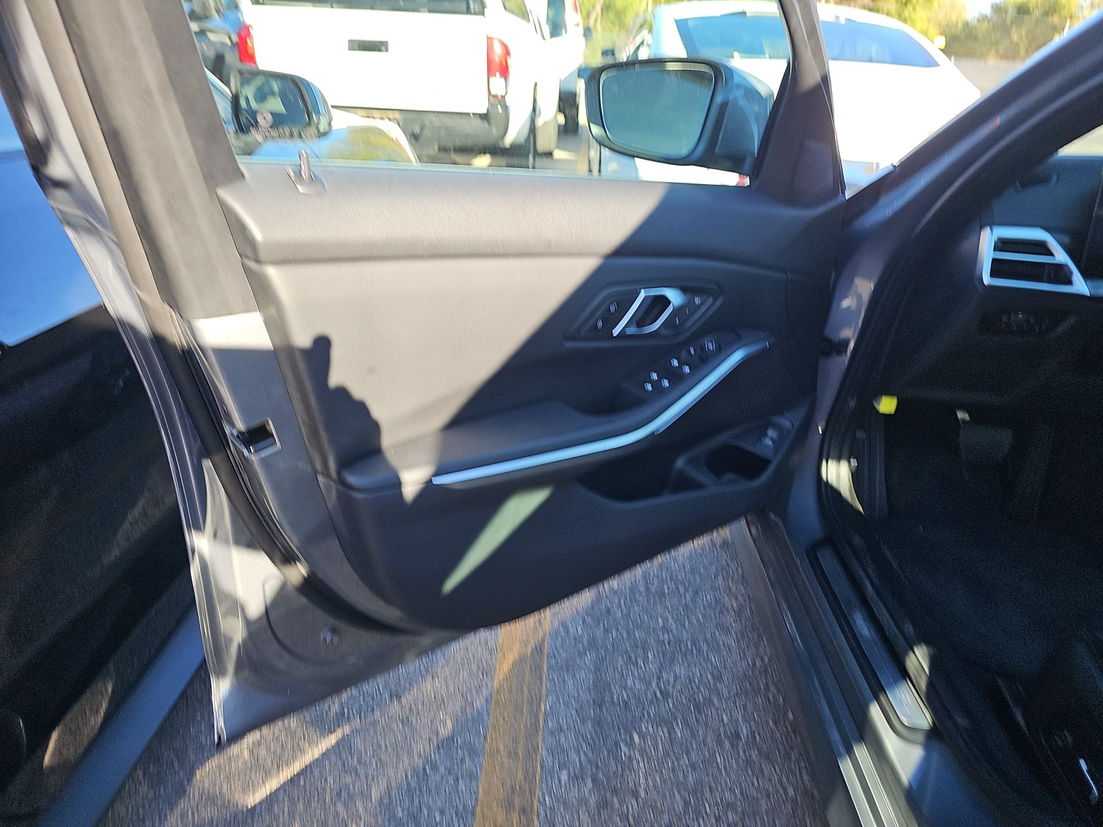 2025 BMW 3 Series 330i RWD