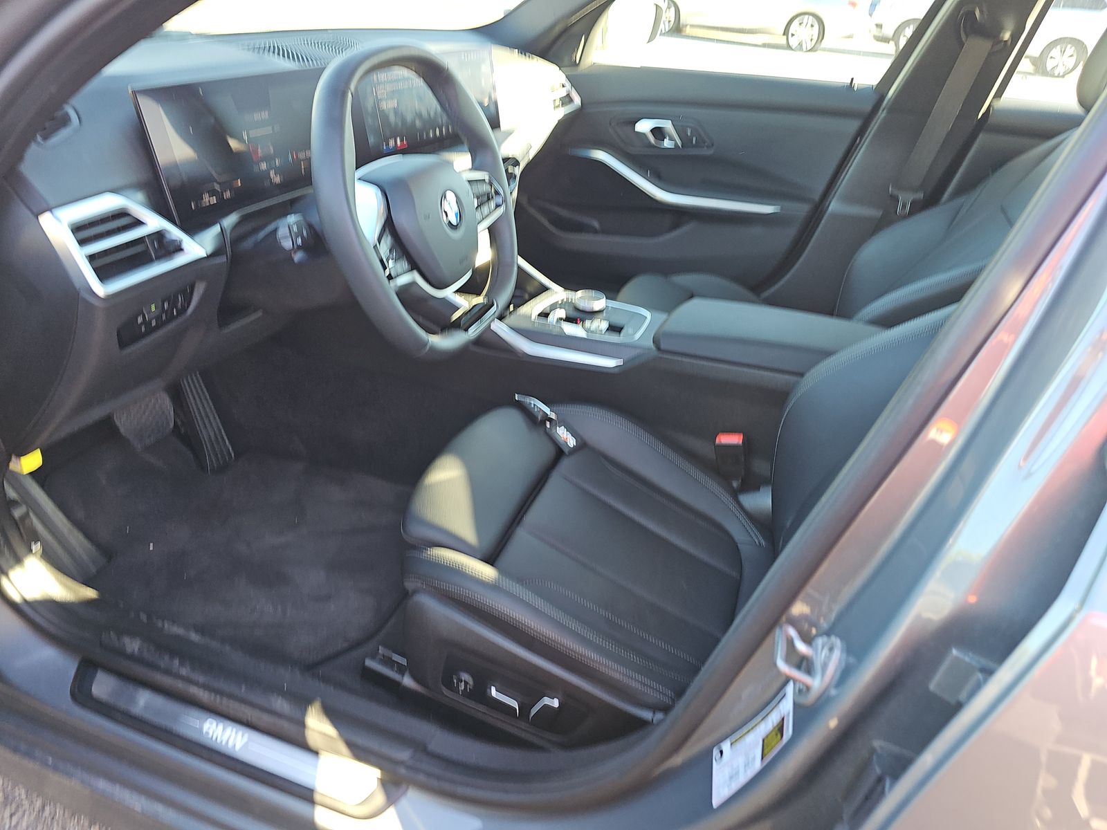 2025 BMW 3 Series 330i RWD