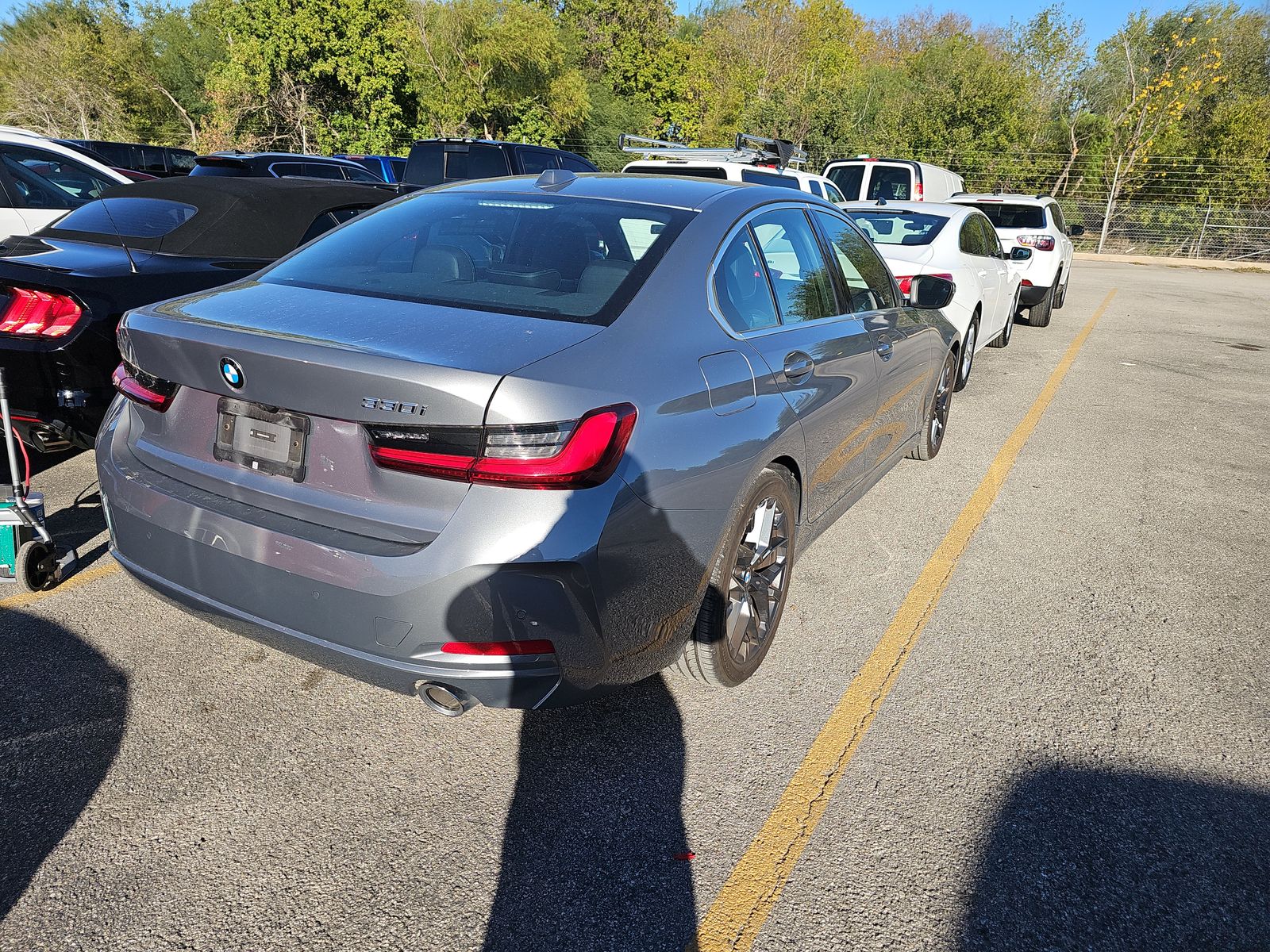 2025 BMW 3 Series 330i RWD