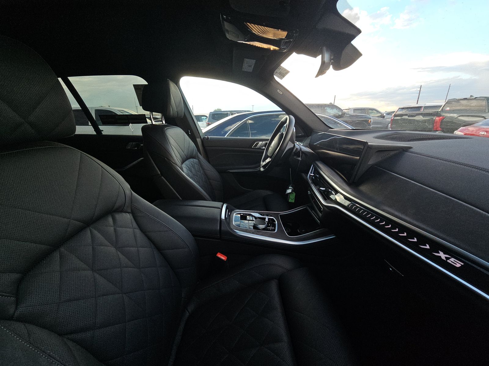 2025 BMW X5 xDrive40i AWD