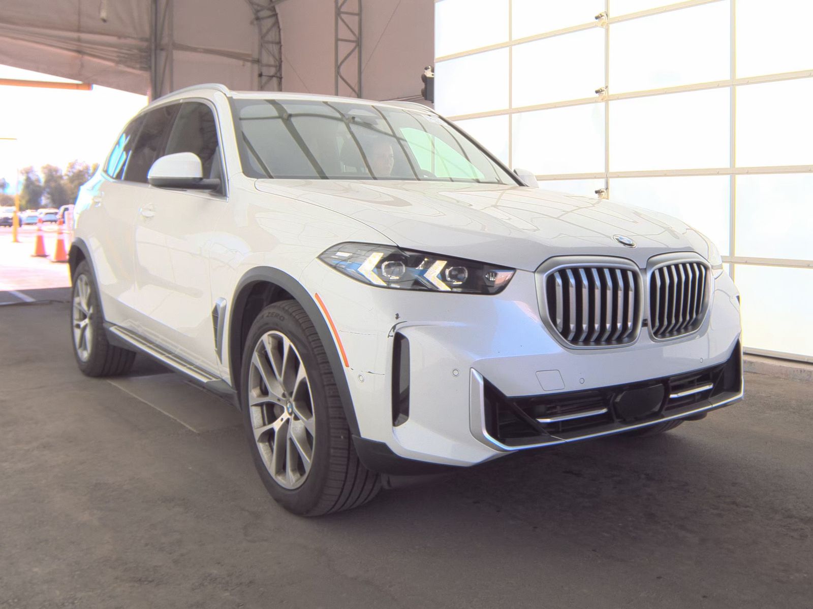 2025 BMW X5 xDrive40i AWD
