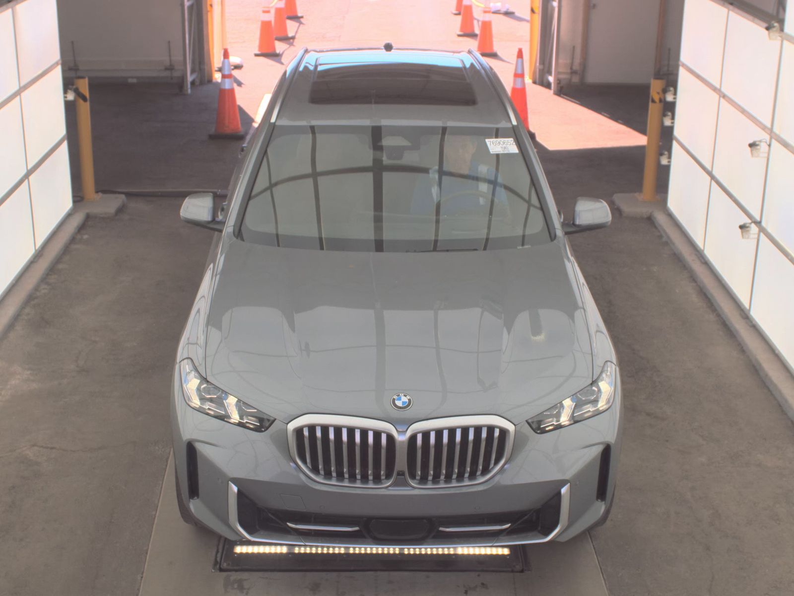 2025 BMW X5 xDrive40i AWD