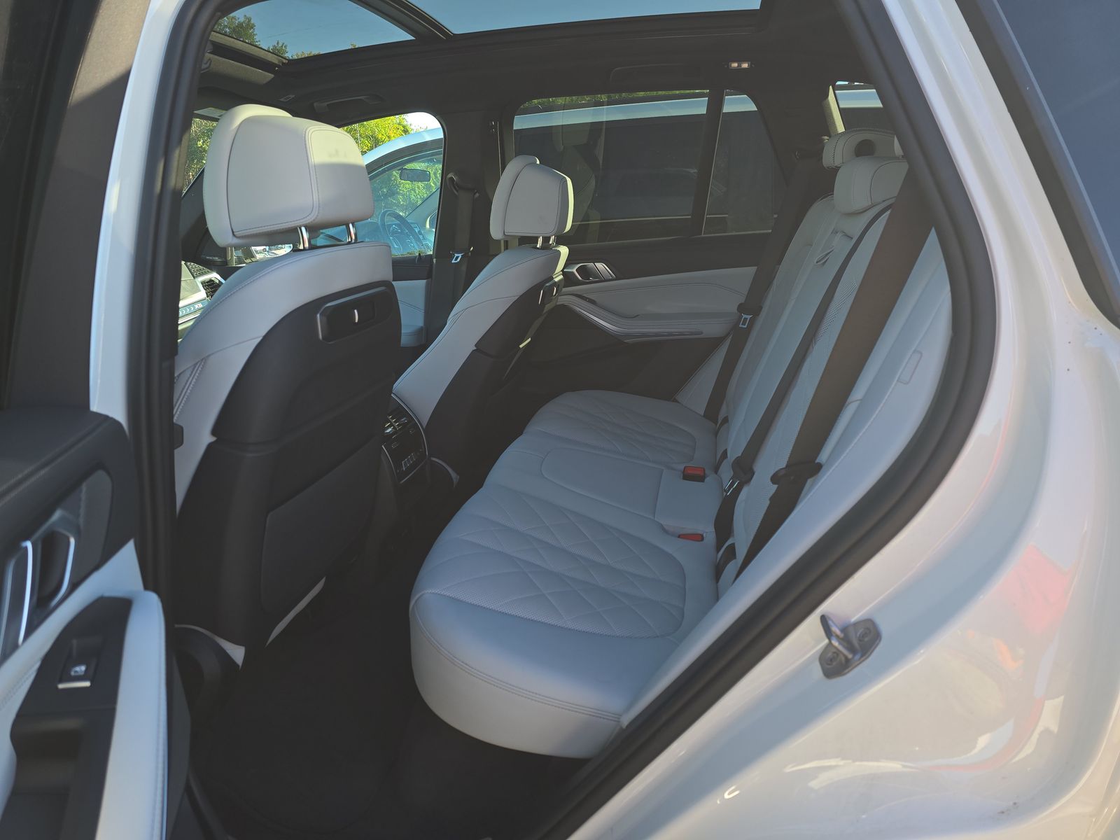 2025 BMW X5 xDrive40i AWD