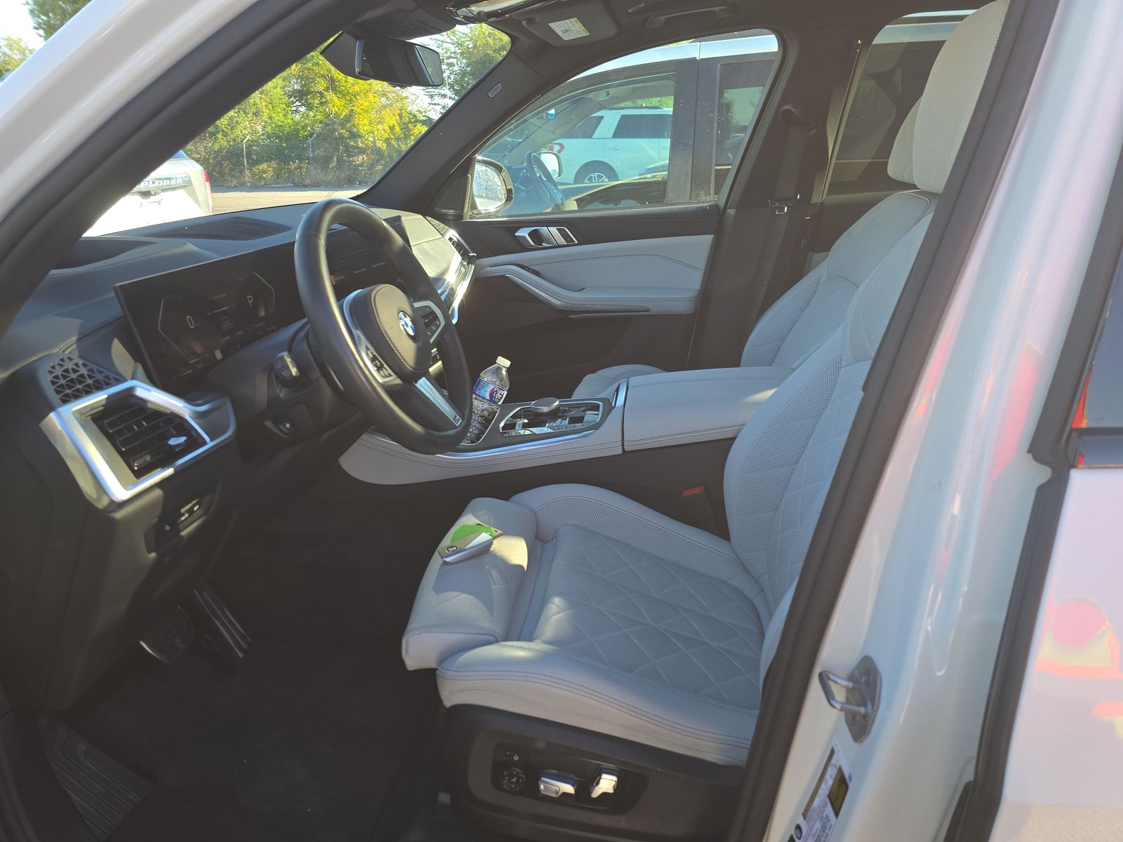 2025 BMW X5 xDrive40i AWD