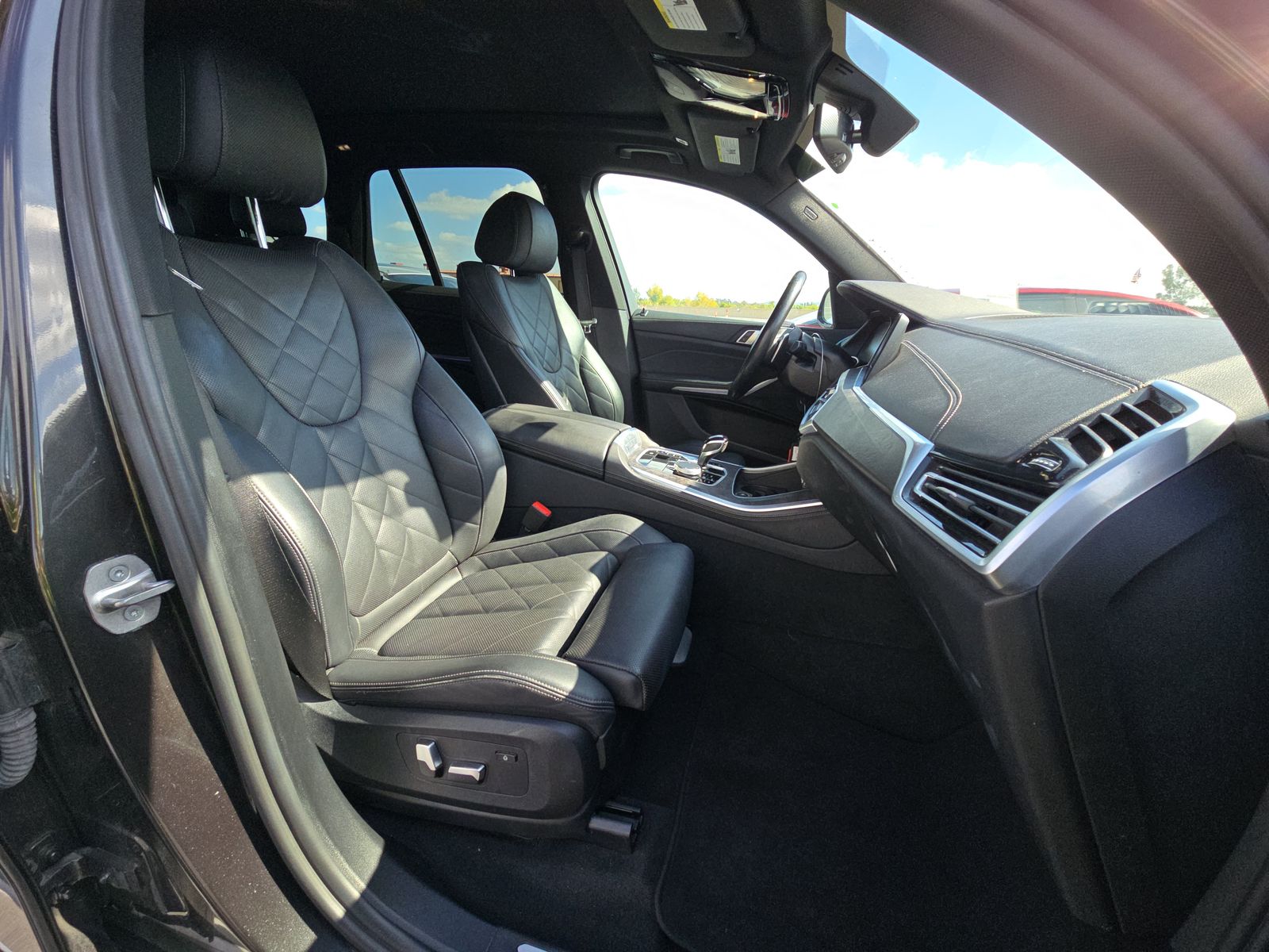 2023 BMW X5 xDrive40i AWD