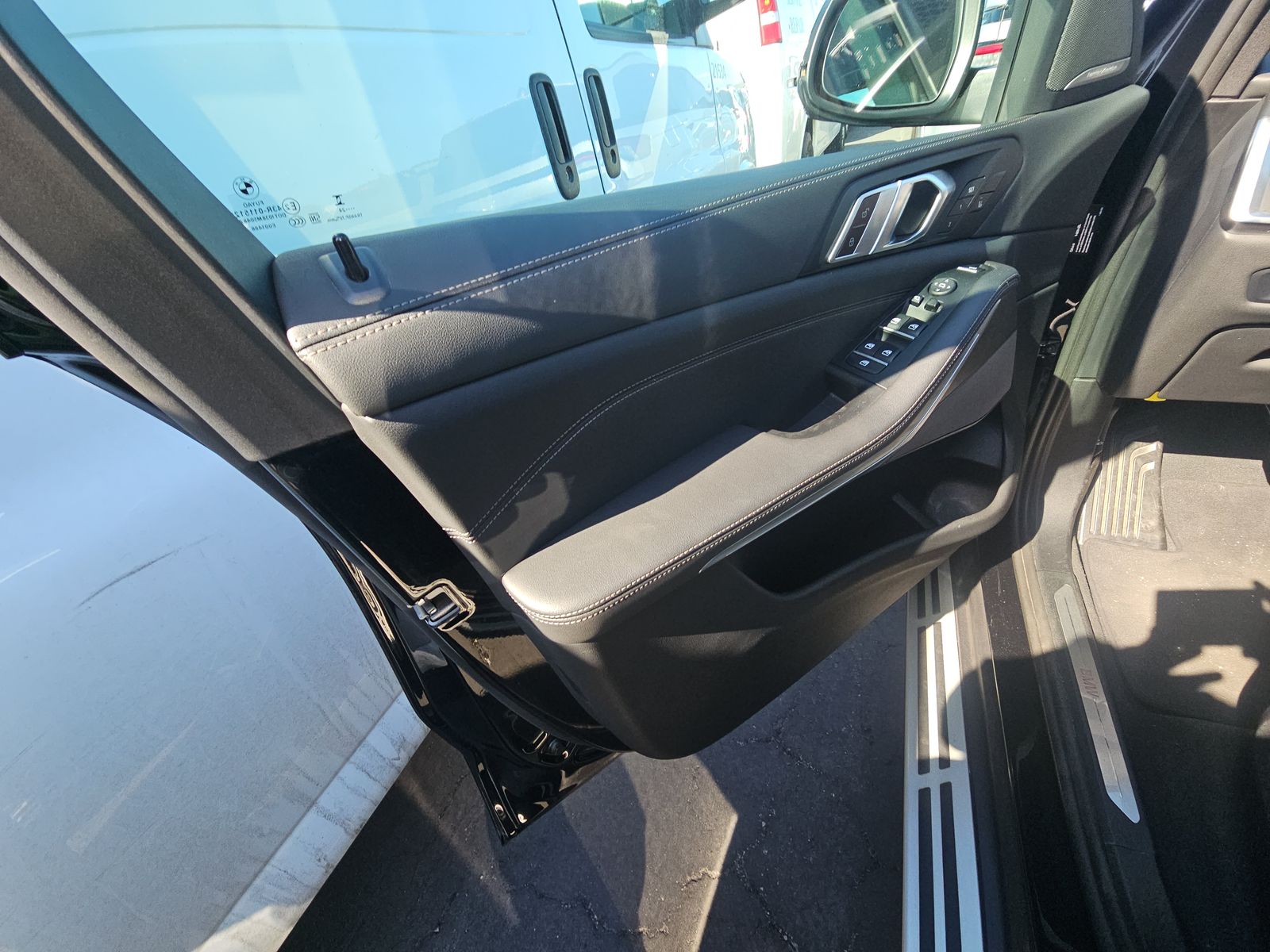 2025 BMW X5 xDrive40i AWD