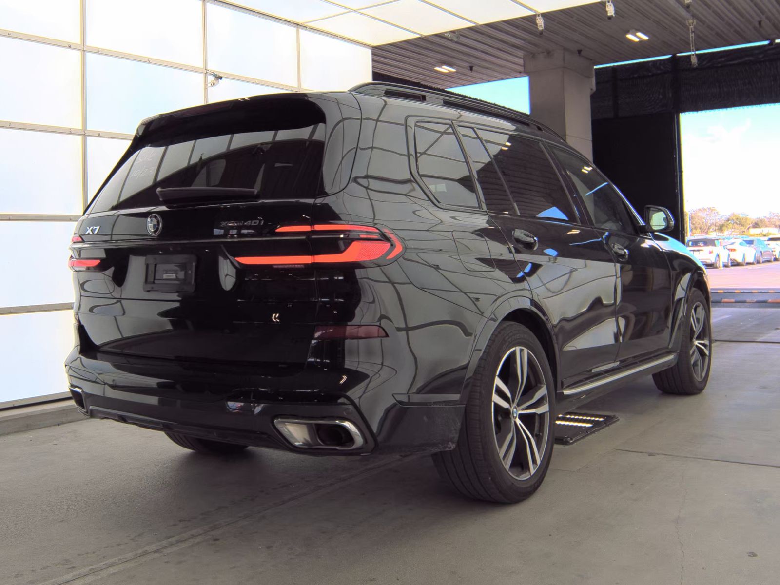 2025 BMW X7 xDrive40i AWD