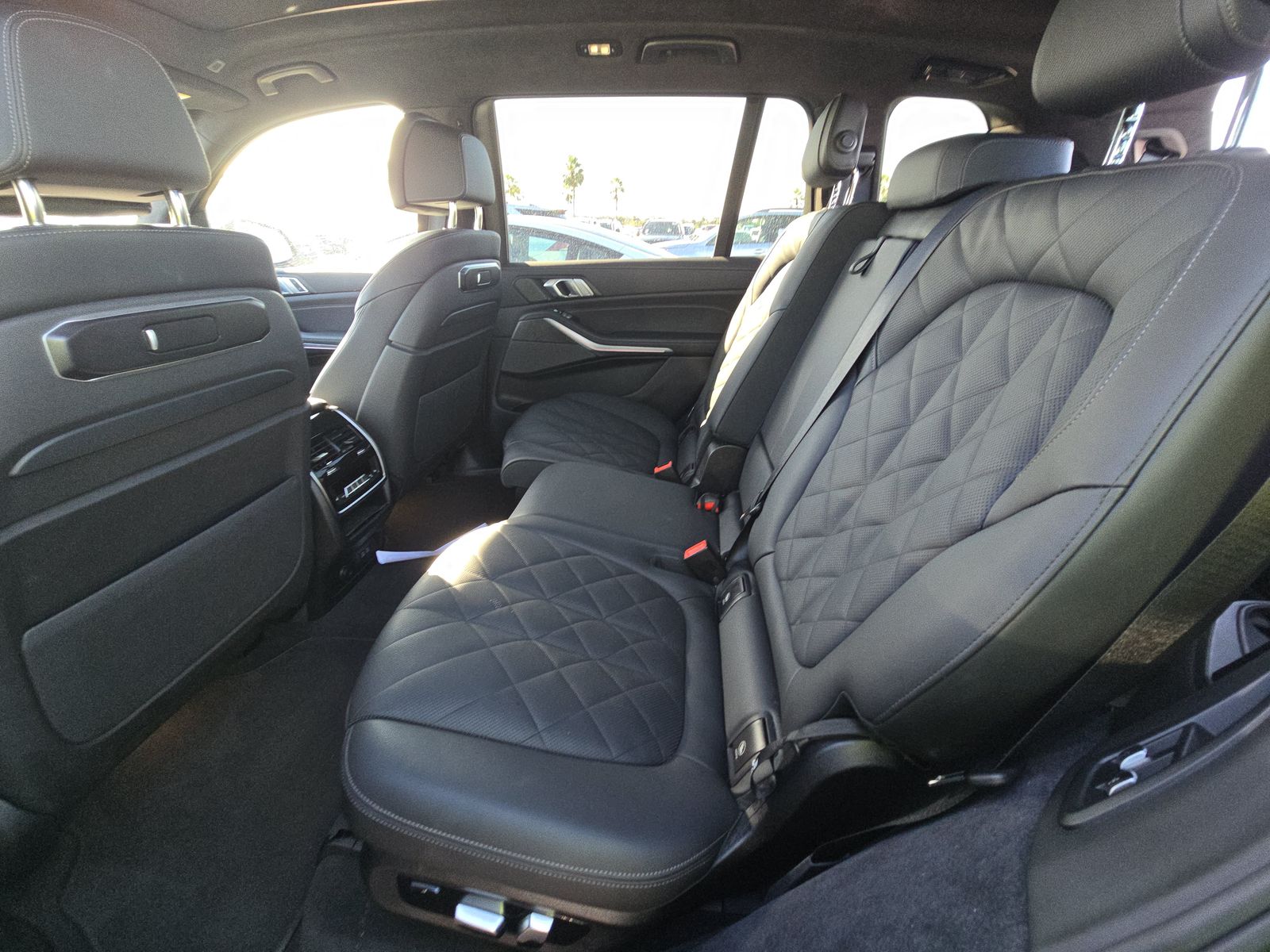 2025 BMW X7 xDrive40i AWD