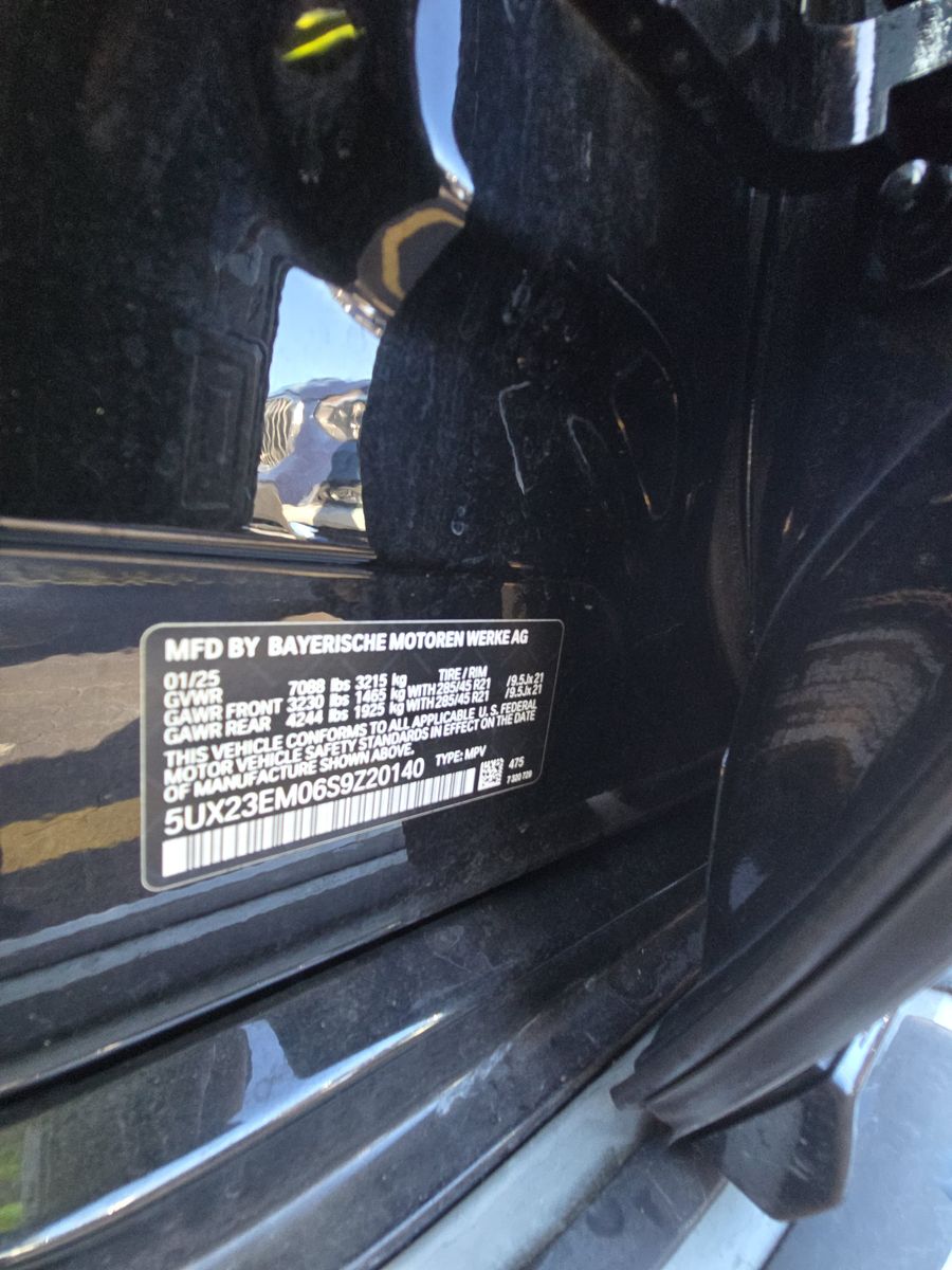 2025 BMW X7 xDrive40i AWD