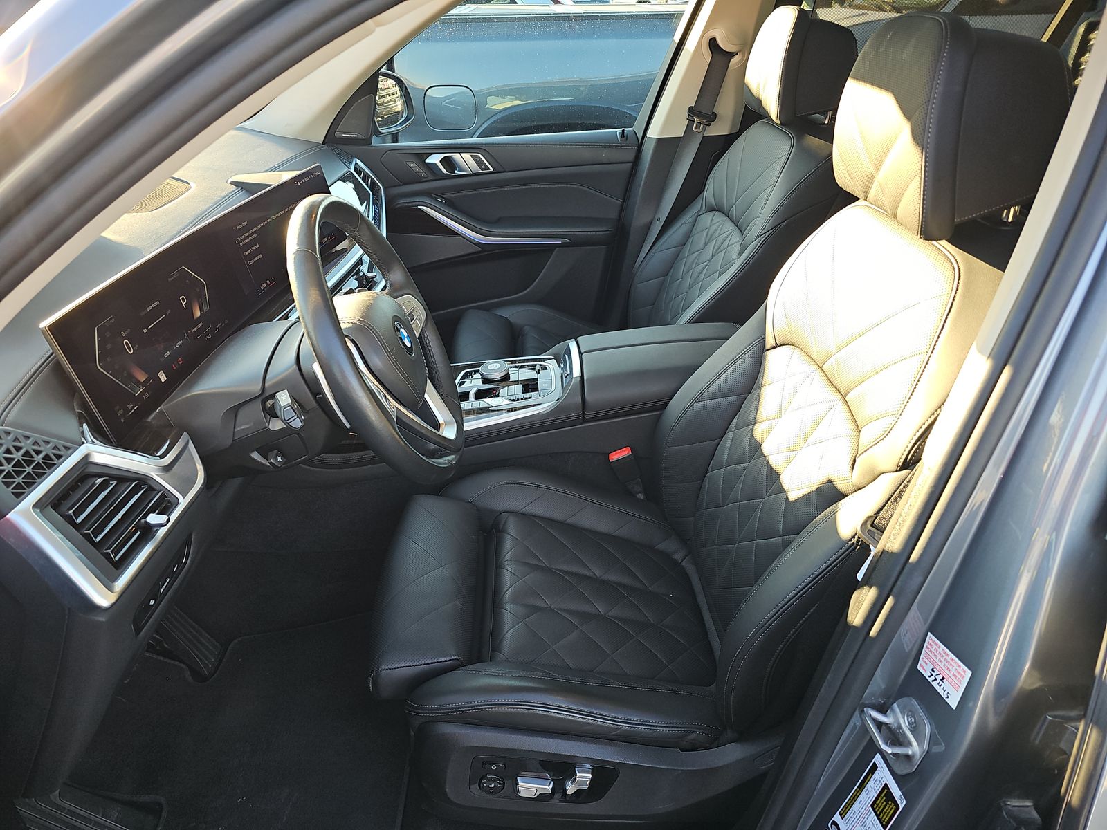 2024 BMW X7 xDrive40i AWD