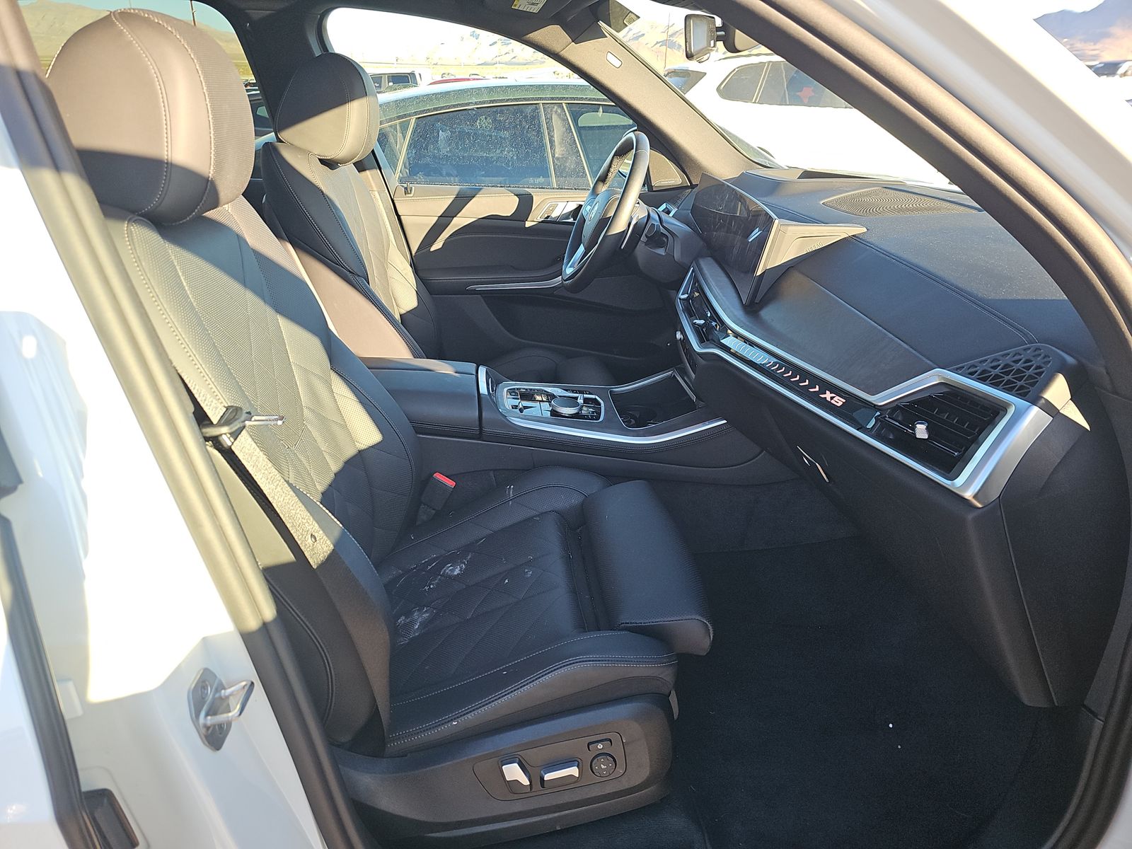 2025 BMW X5 xDrive50e AWD