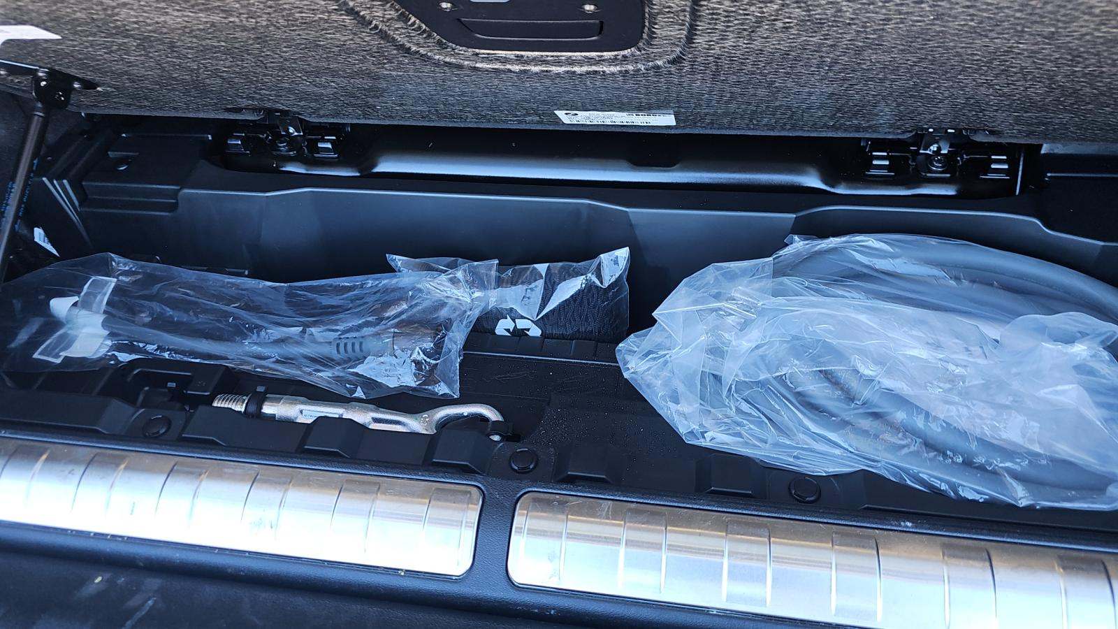 2025 BMW X5 xDrive50e AWD