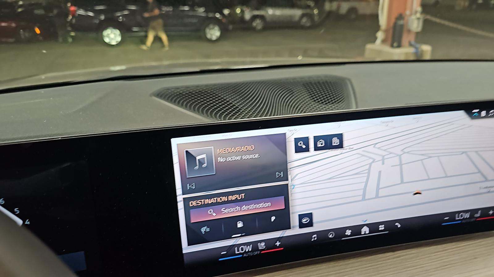 2025 BMW 3 Series 330i xDrive AWD