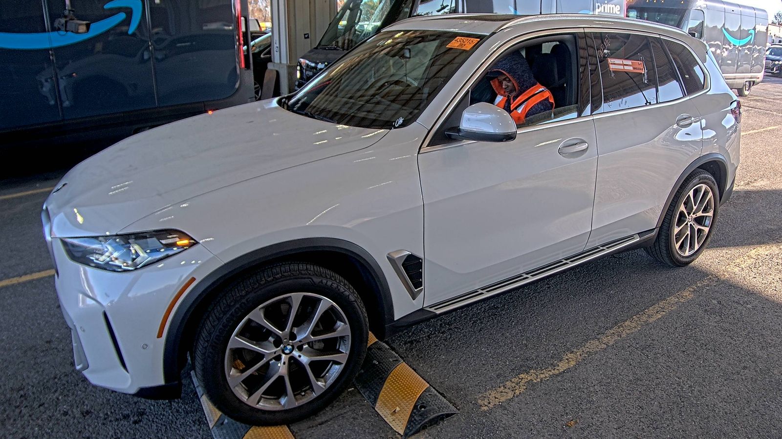 2025 BMW X5 xDrive40i AWD