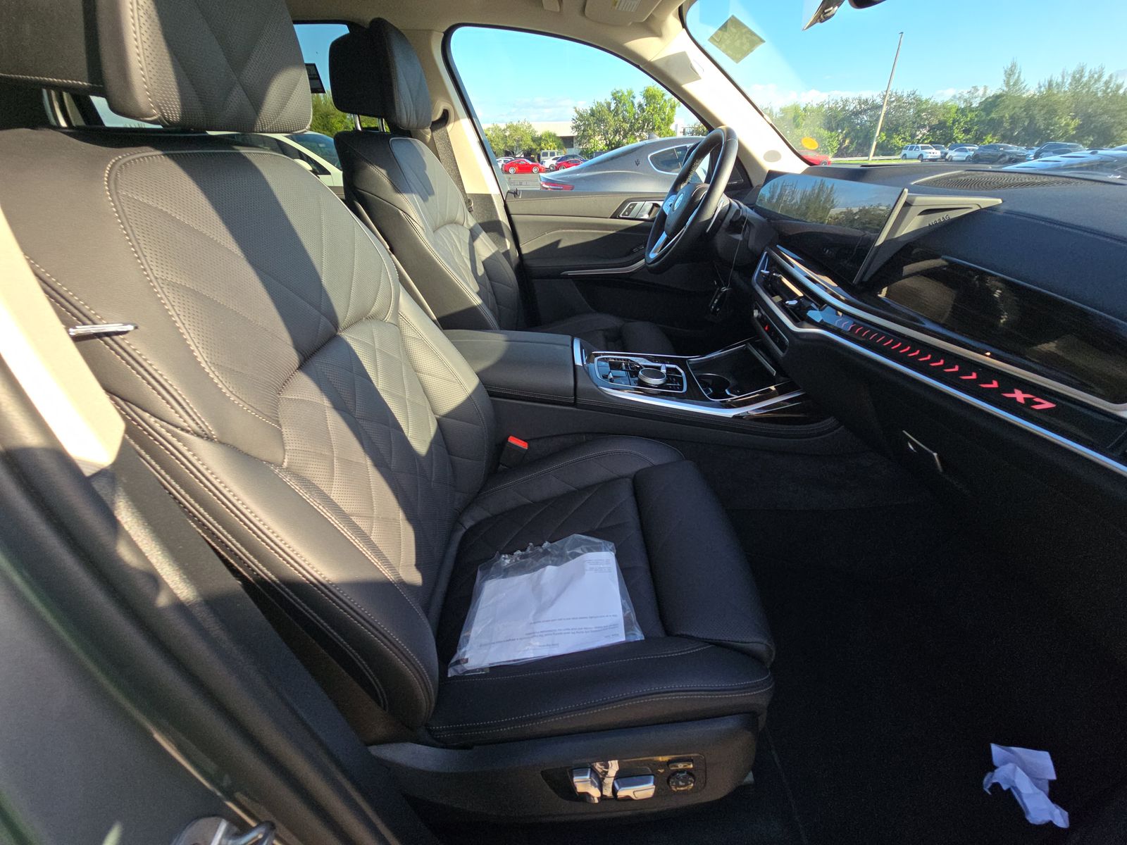 2025 BMW X7 xDrive40i AWD