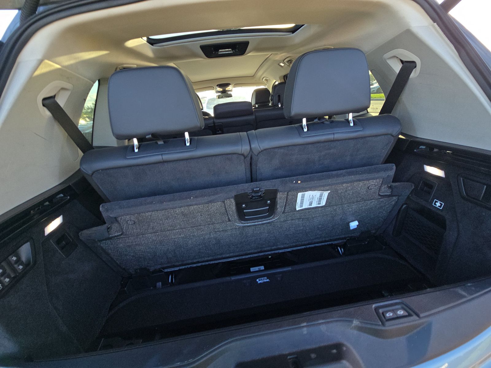 2025 BMW X7 xDrive40i AWD