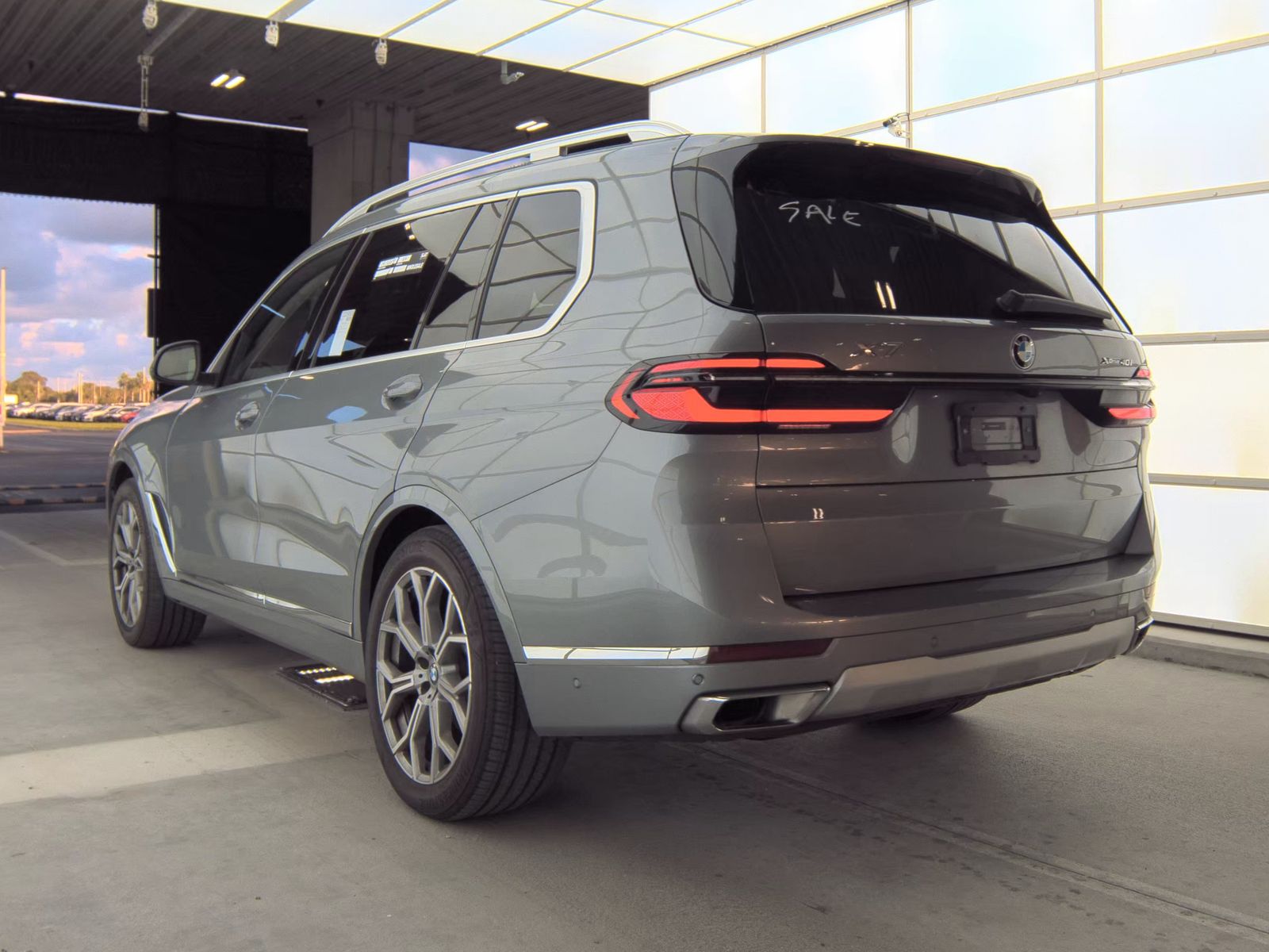 2025 BMW X7 xDrive40i AWD