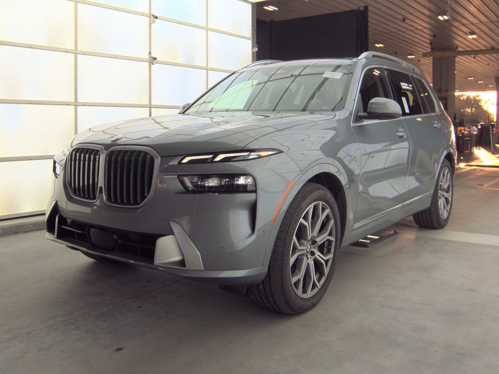 2025 BMW X7 xDrive40i AWD