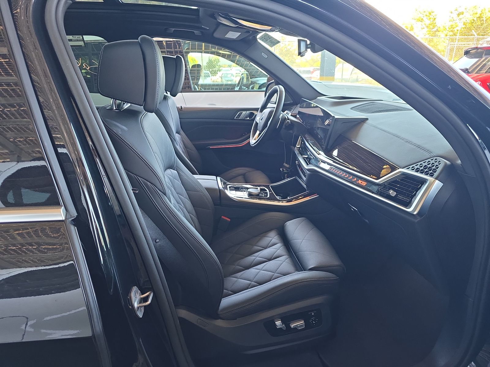 2025 BMW X5 xDrive40i AWD