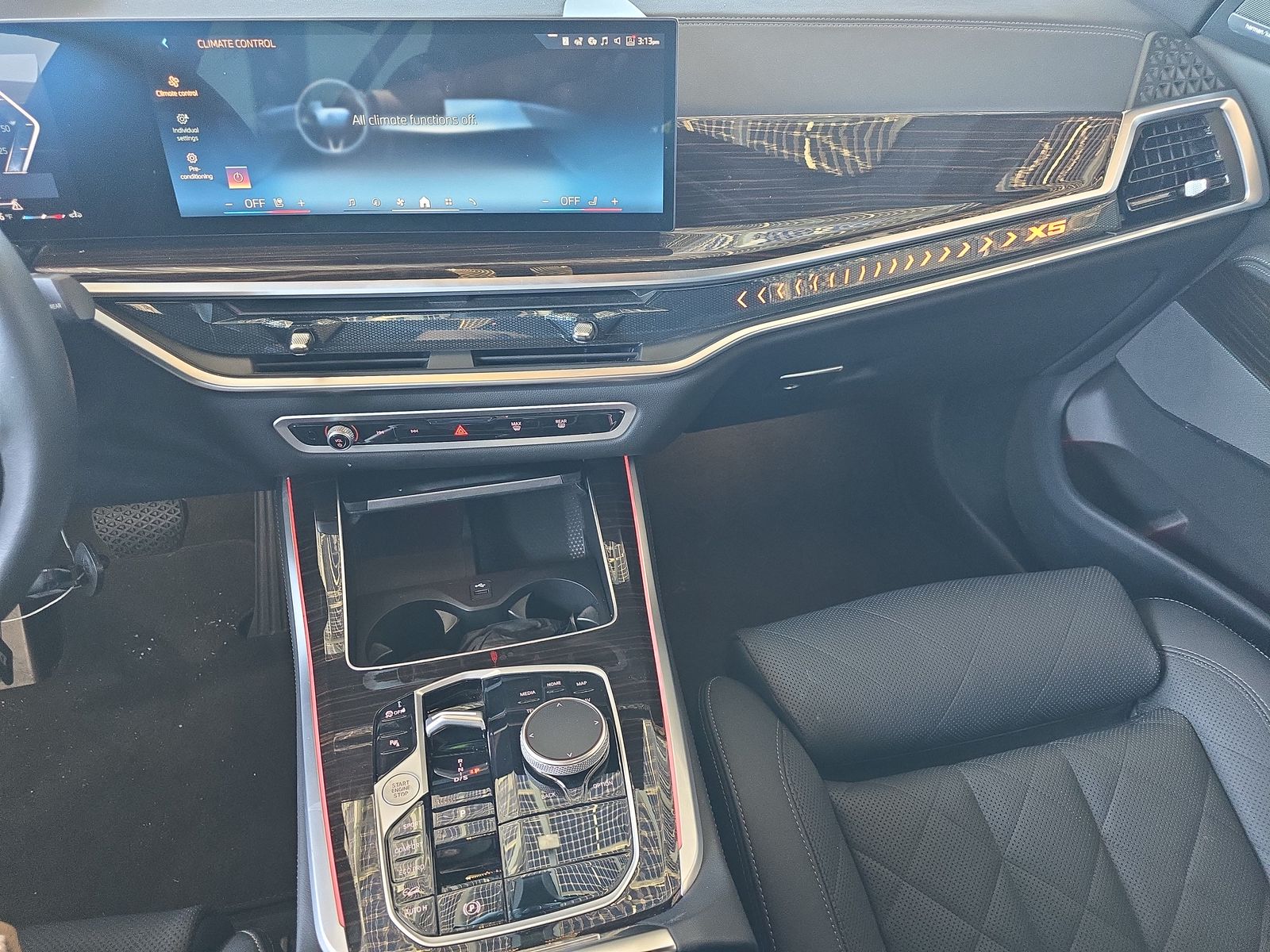 2025 BMW X5 xDrive40i AWD