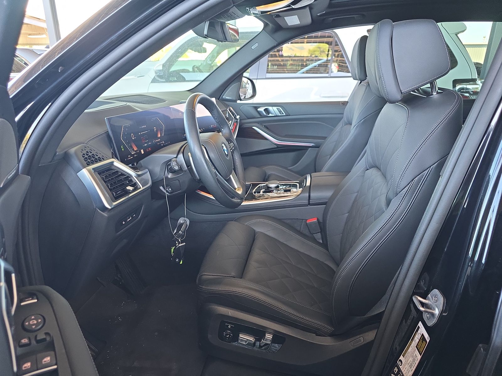 2025 BMW X5 xDrive40i AWD