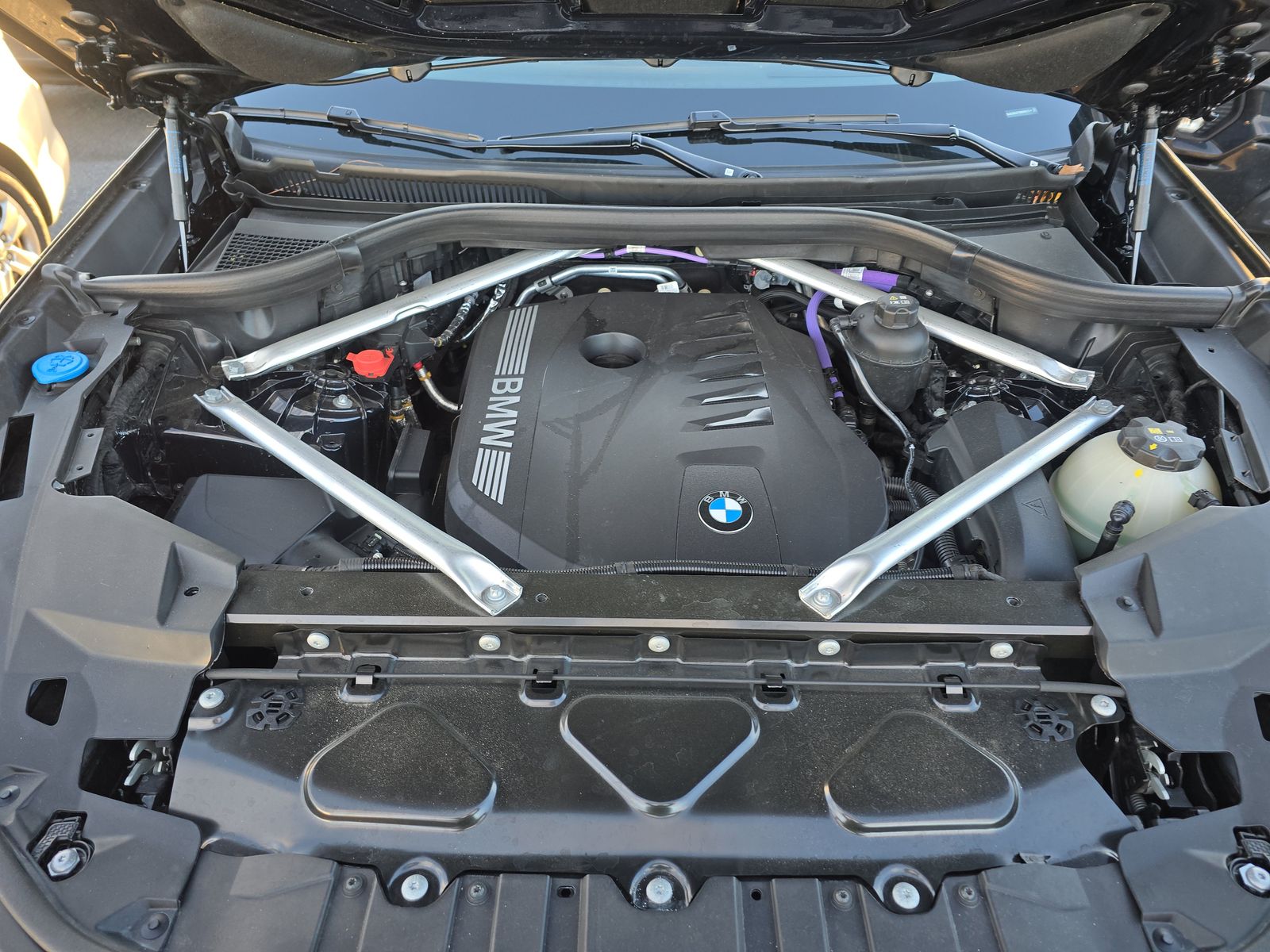 2025 BMW X5 xDrive40i AWD