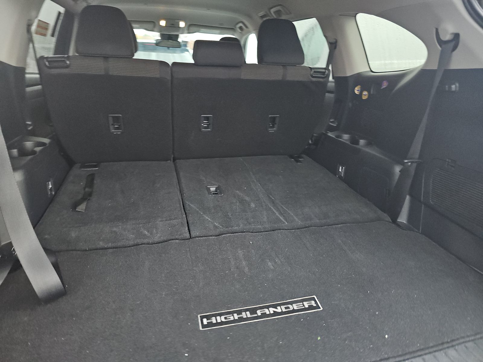 2024 Toyota Highlander LE FWD