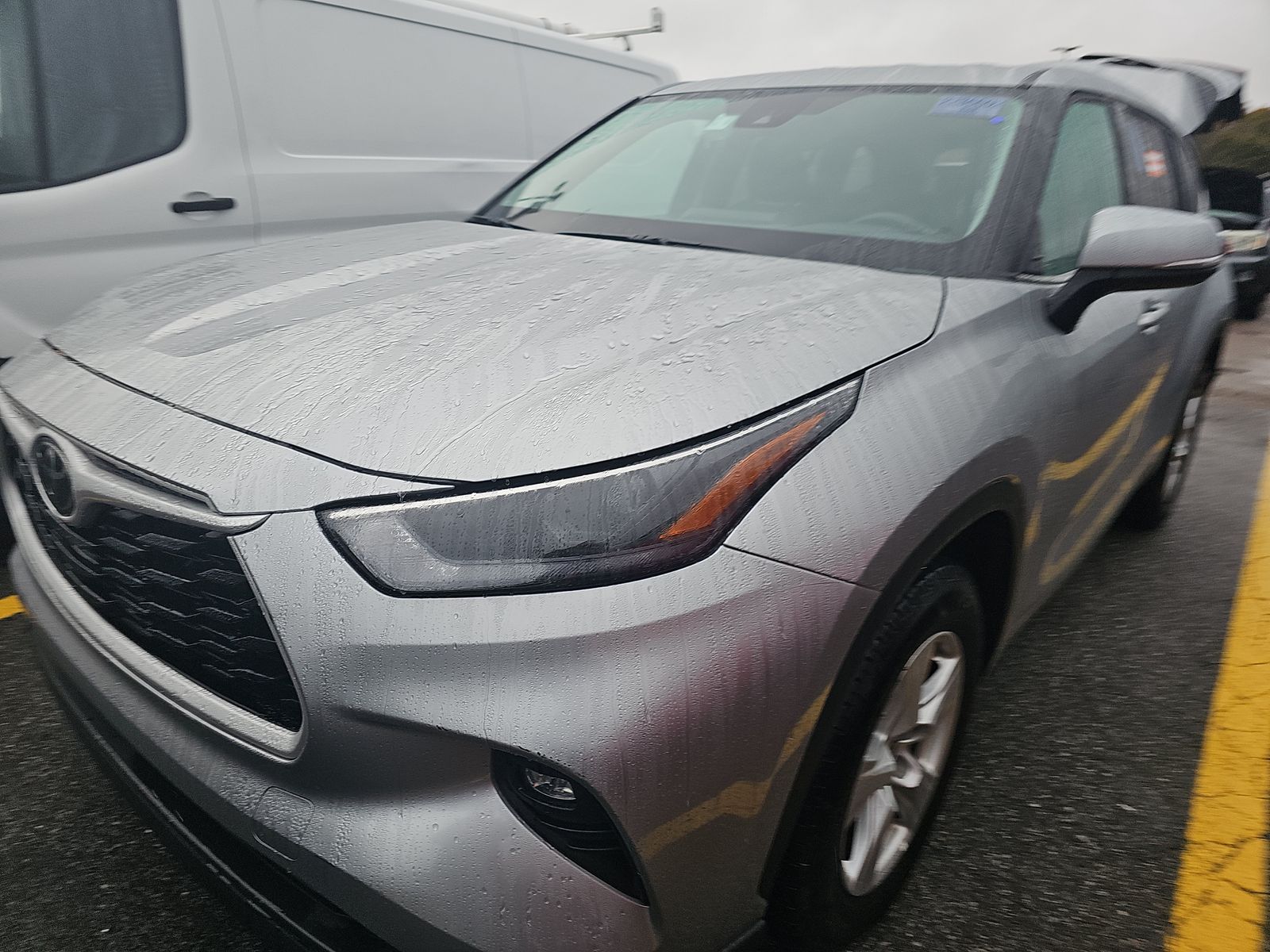 2024 Toyota Highlander LE FWD