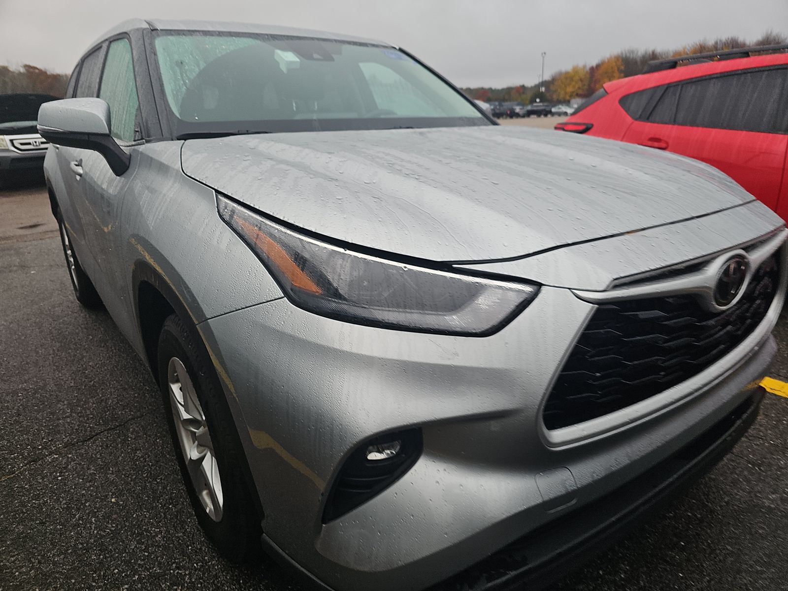 2024 Toyota Highlander LE FWD