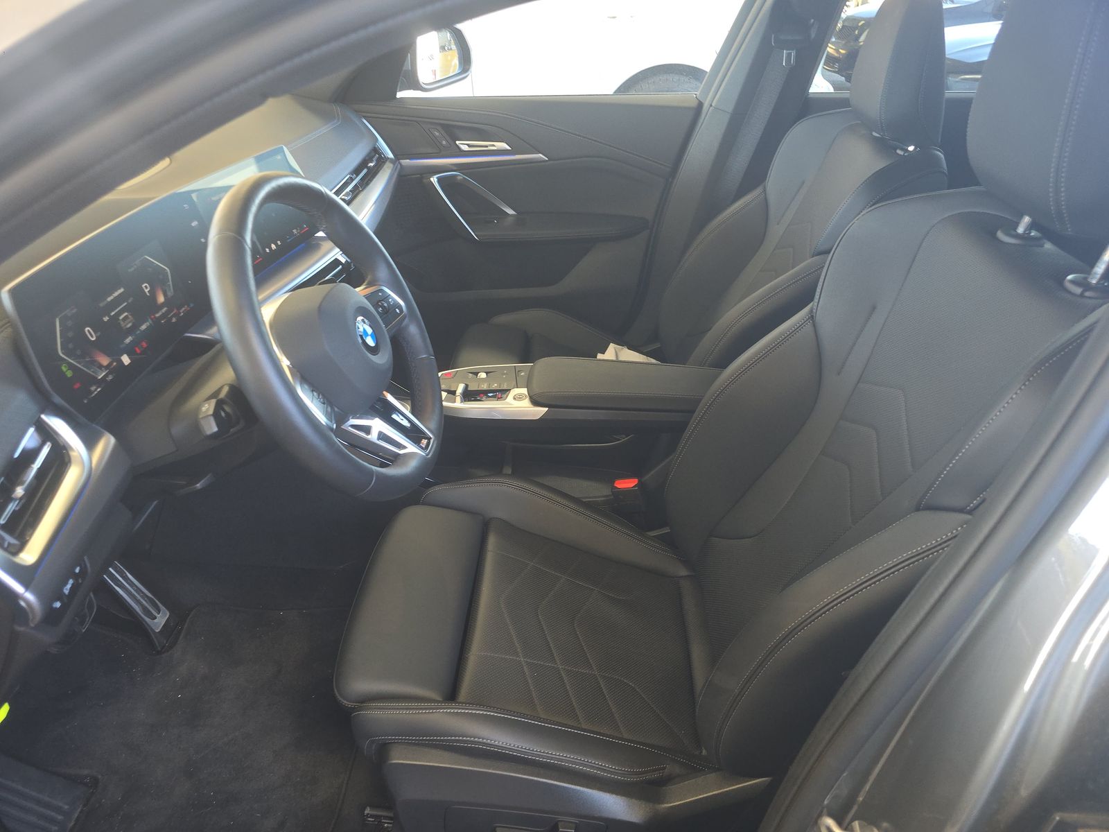 2025 BMW X2 xDrive28i AWD