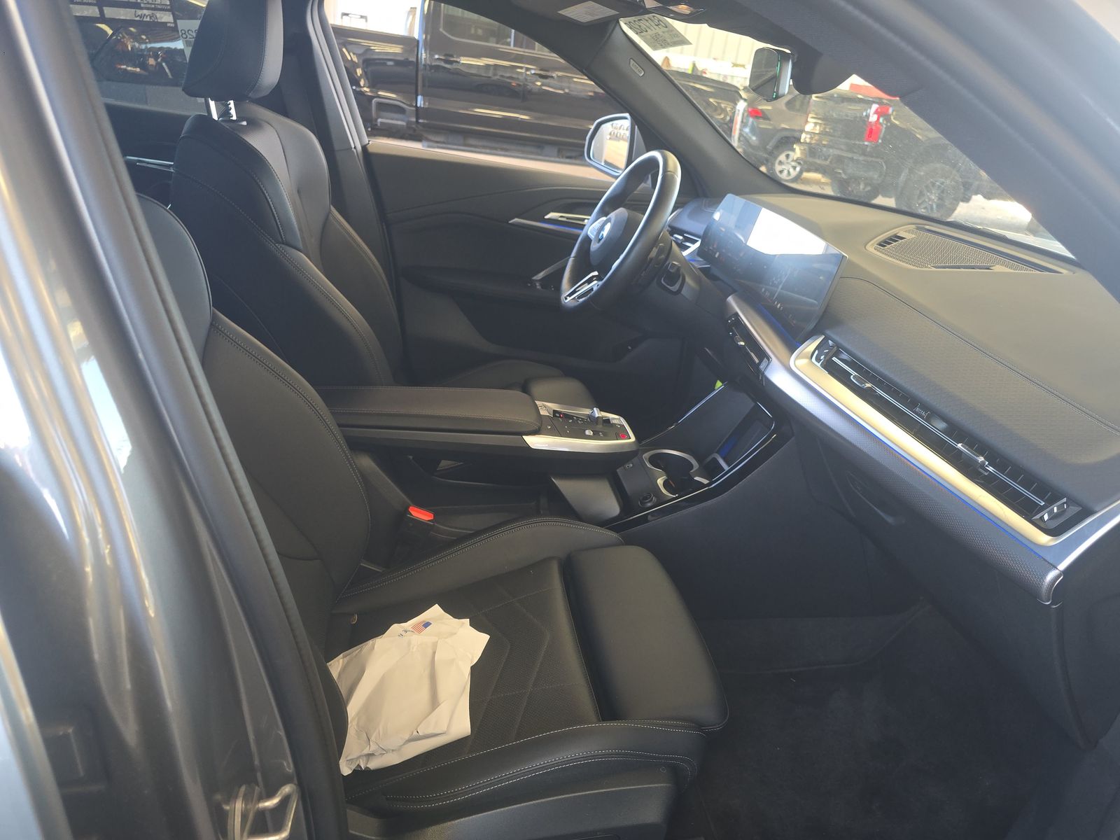 2025 BMW X2 xDrive28i AWD