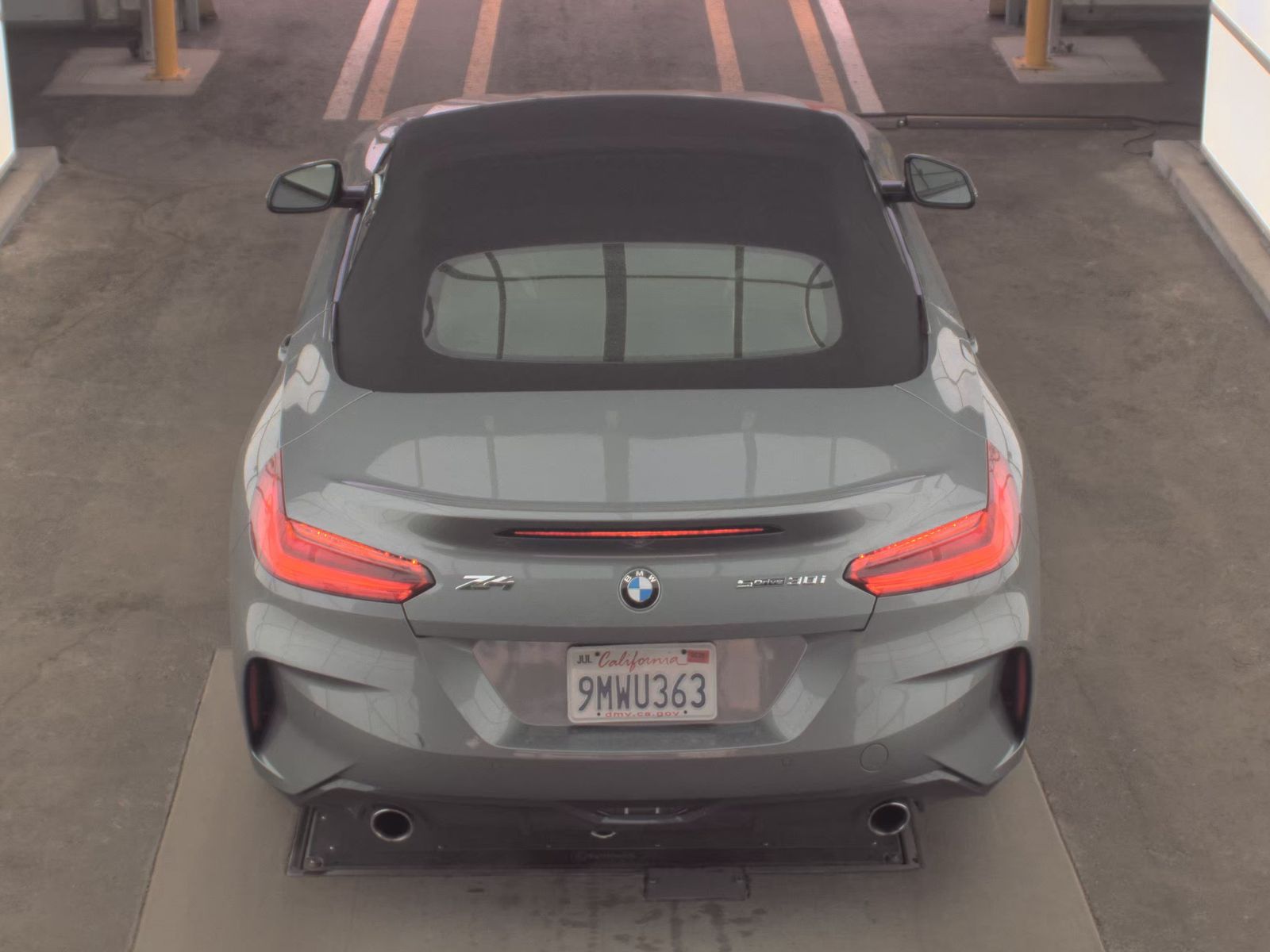 2025 BMW Z4 sDrive30i RWD