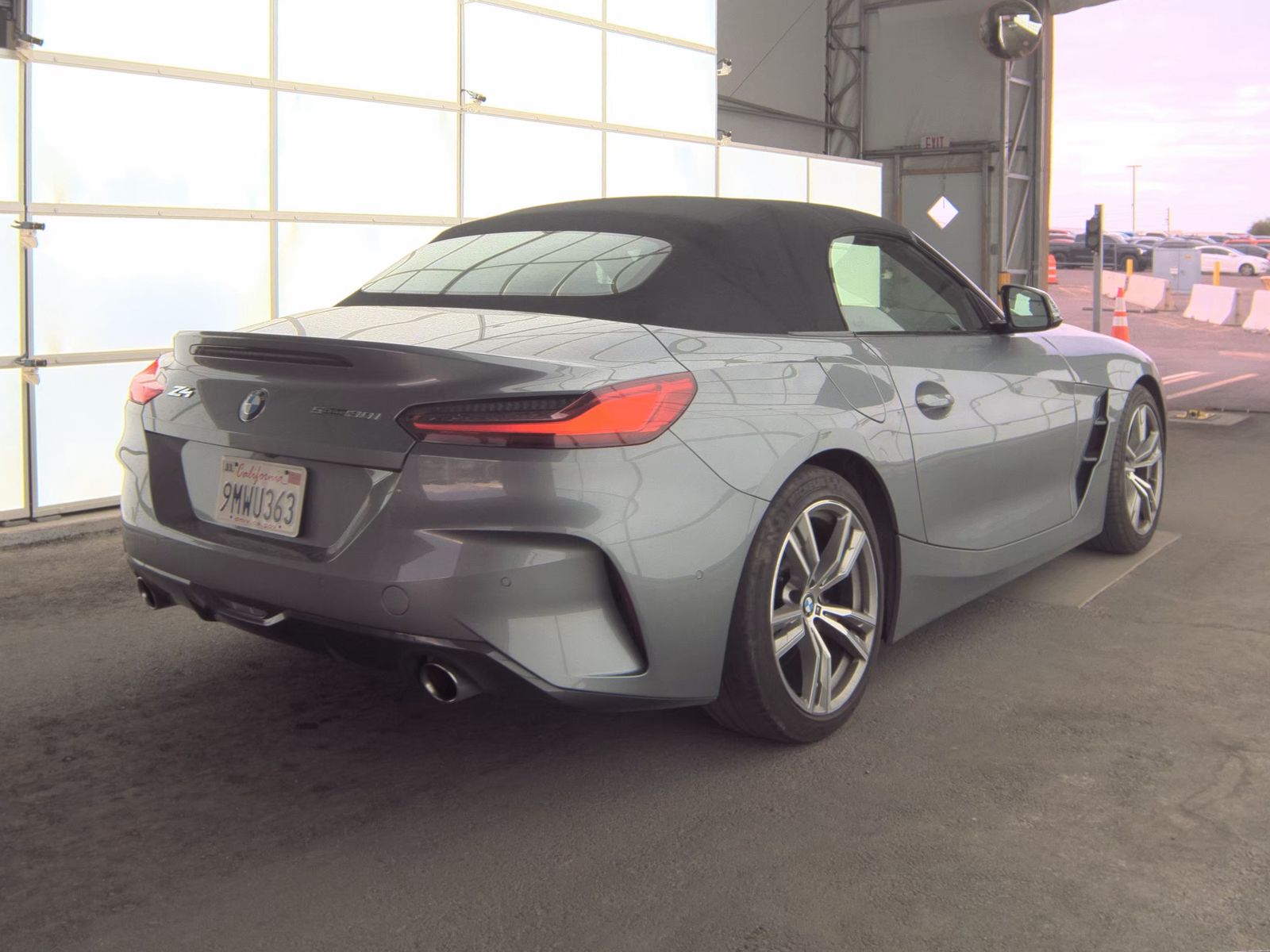 2025 BMW Z4 sDrive30i RWD